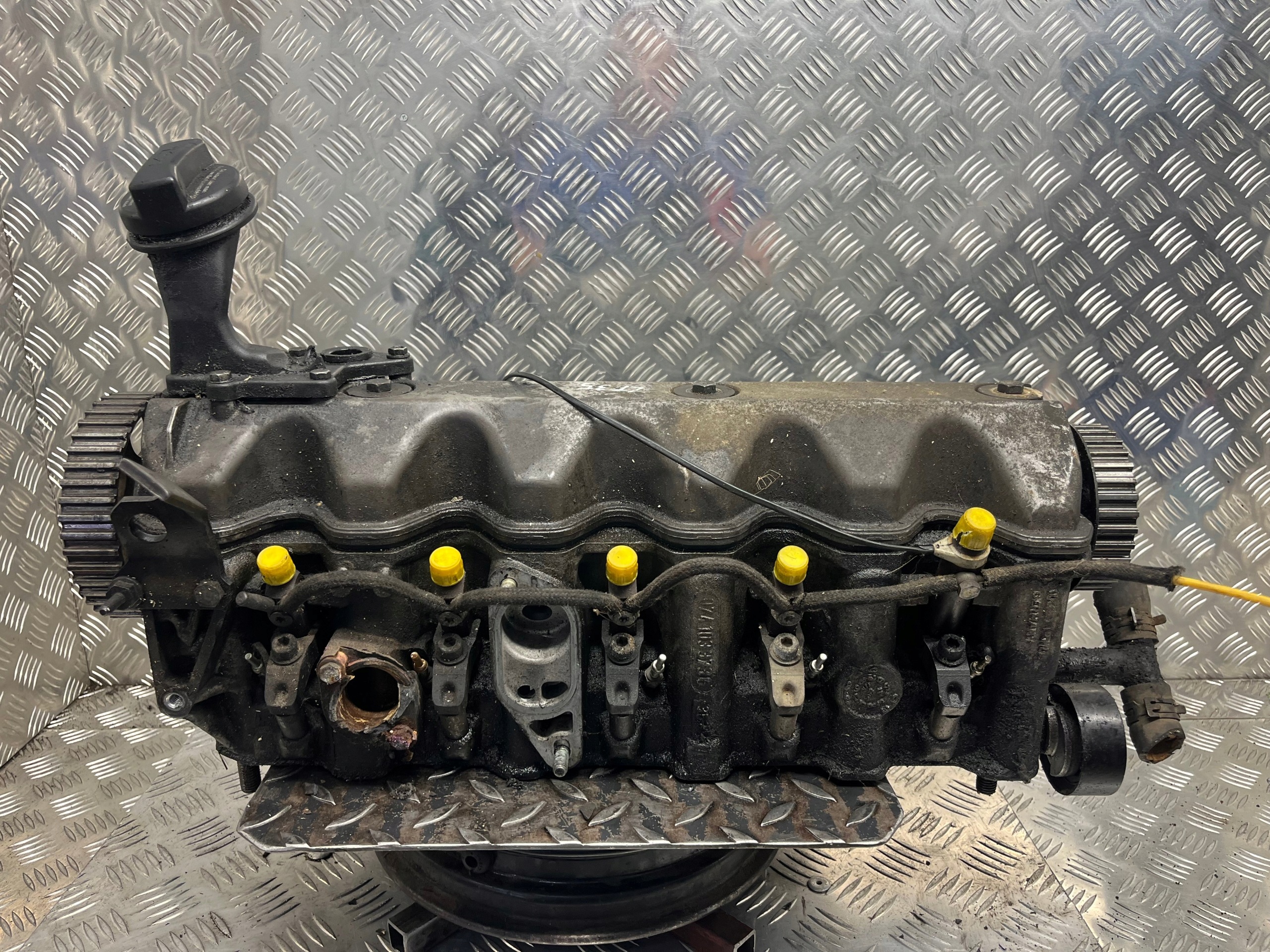 head. complete VOLKSWAGEN LT 35 074103373G