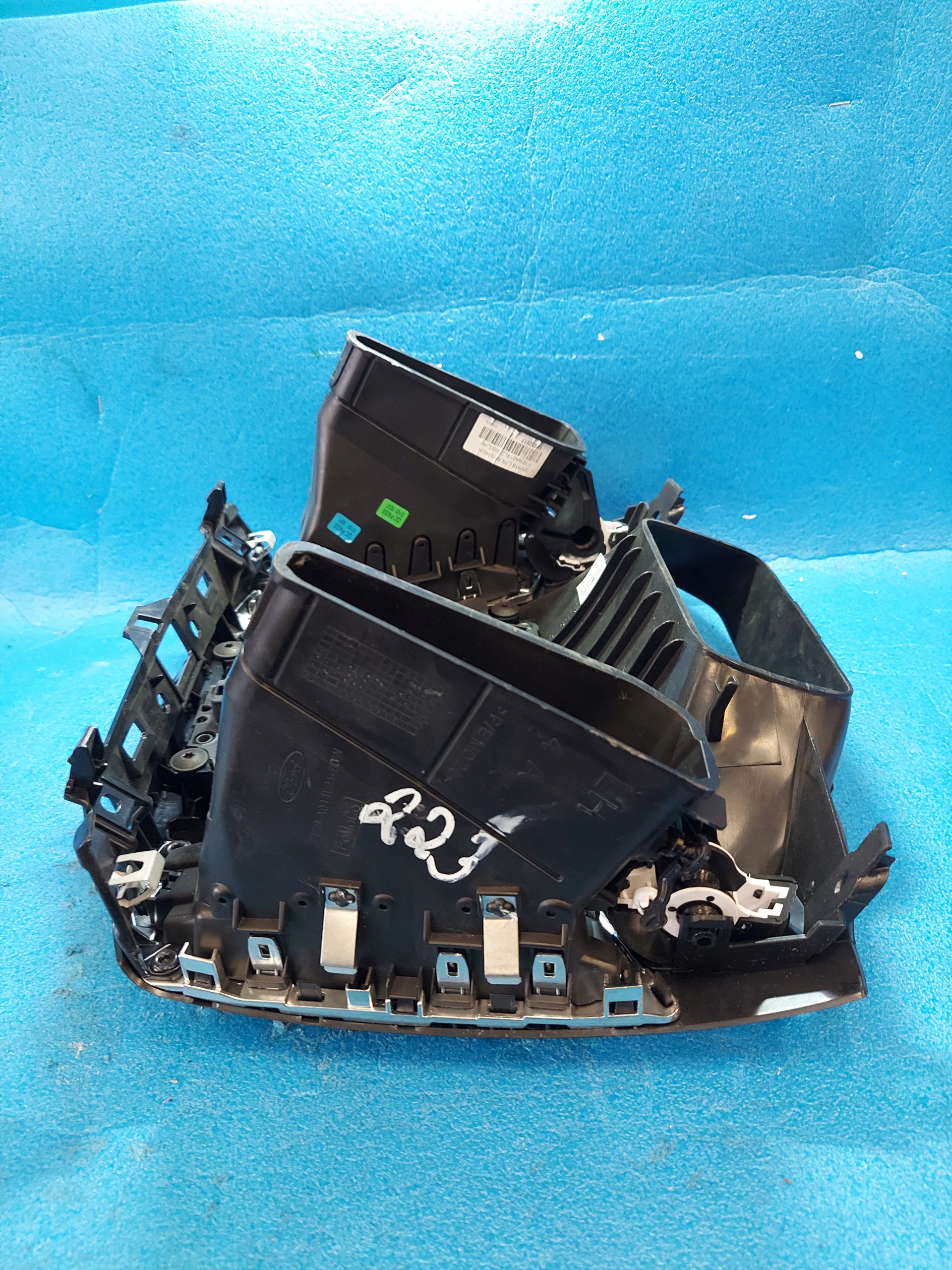 control panel radia Ford OE F1ET-18K811-AD