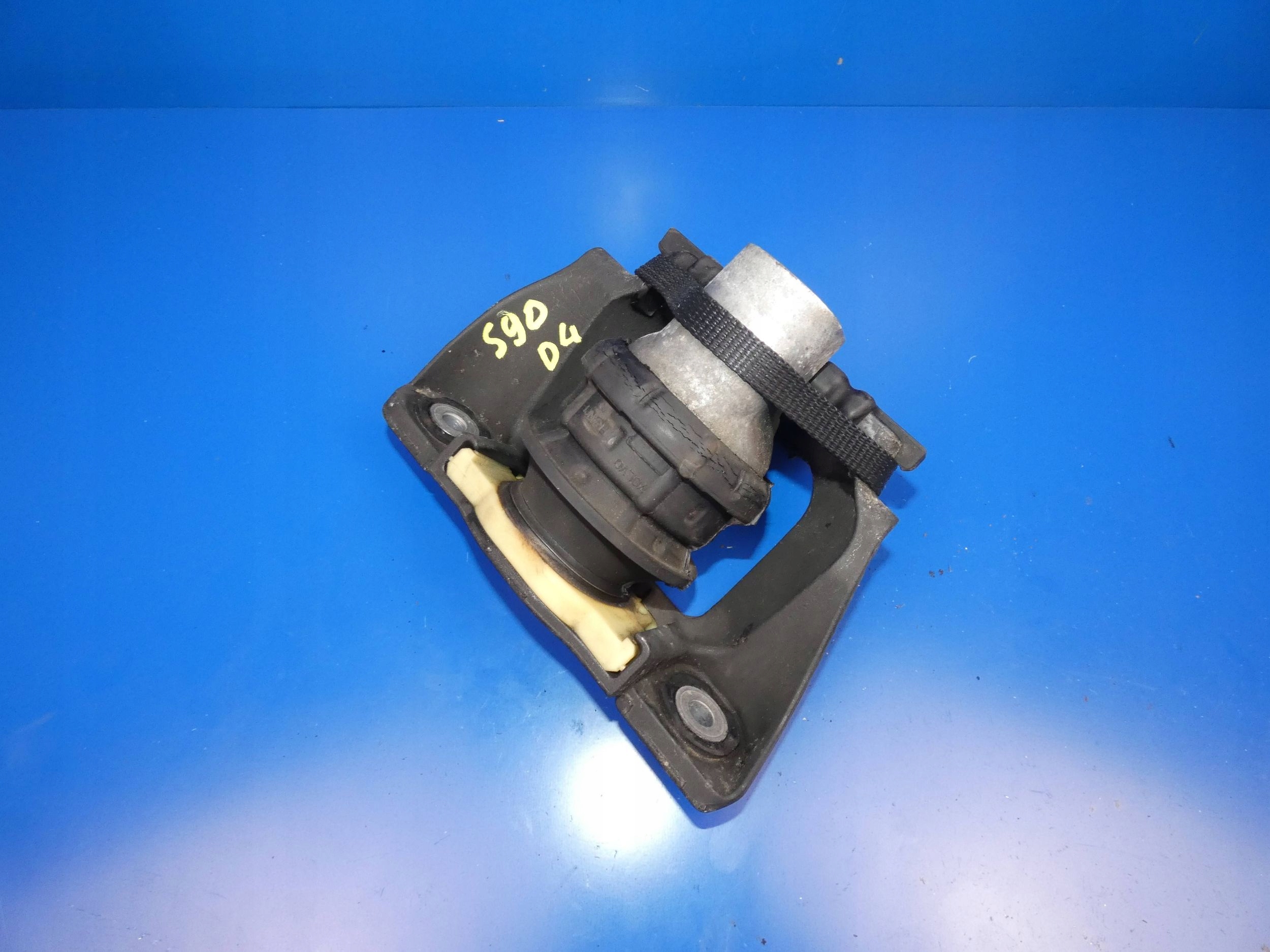 VOLVO S90 II V90 II XC60 II 2.0 D4 airbag engine mount
