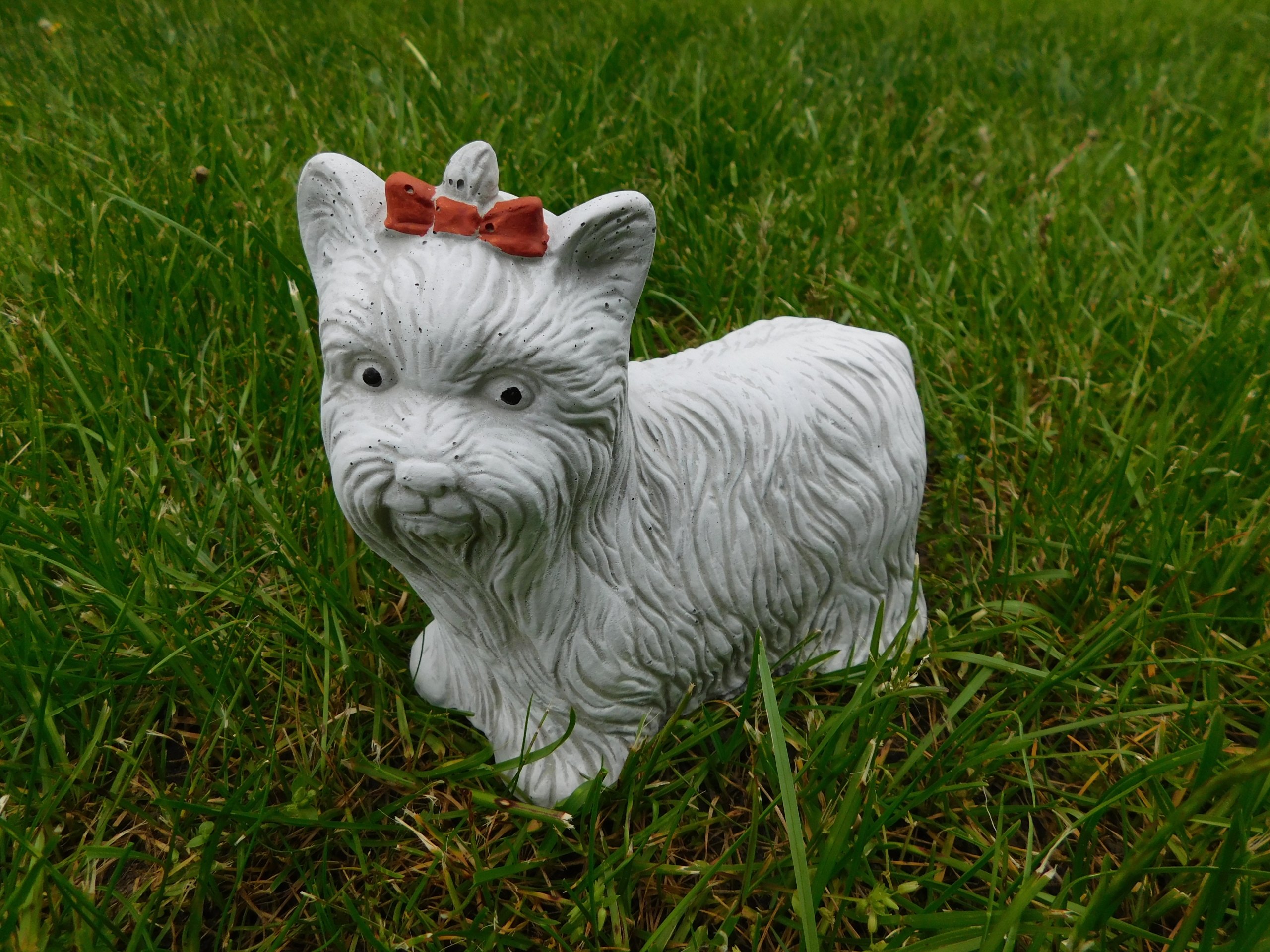 Figura Ogrodowa Pies York Figurka Betonowa Piesek Producent inna