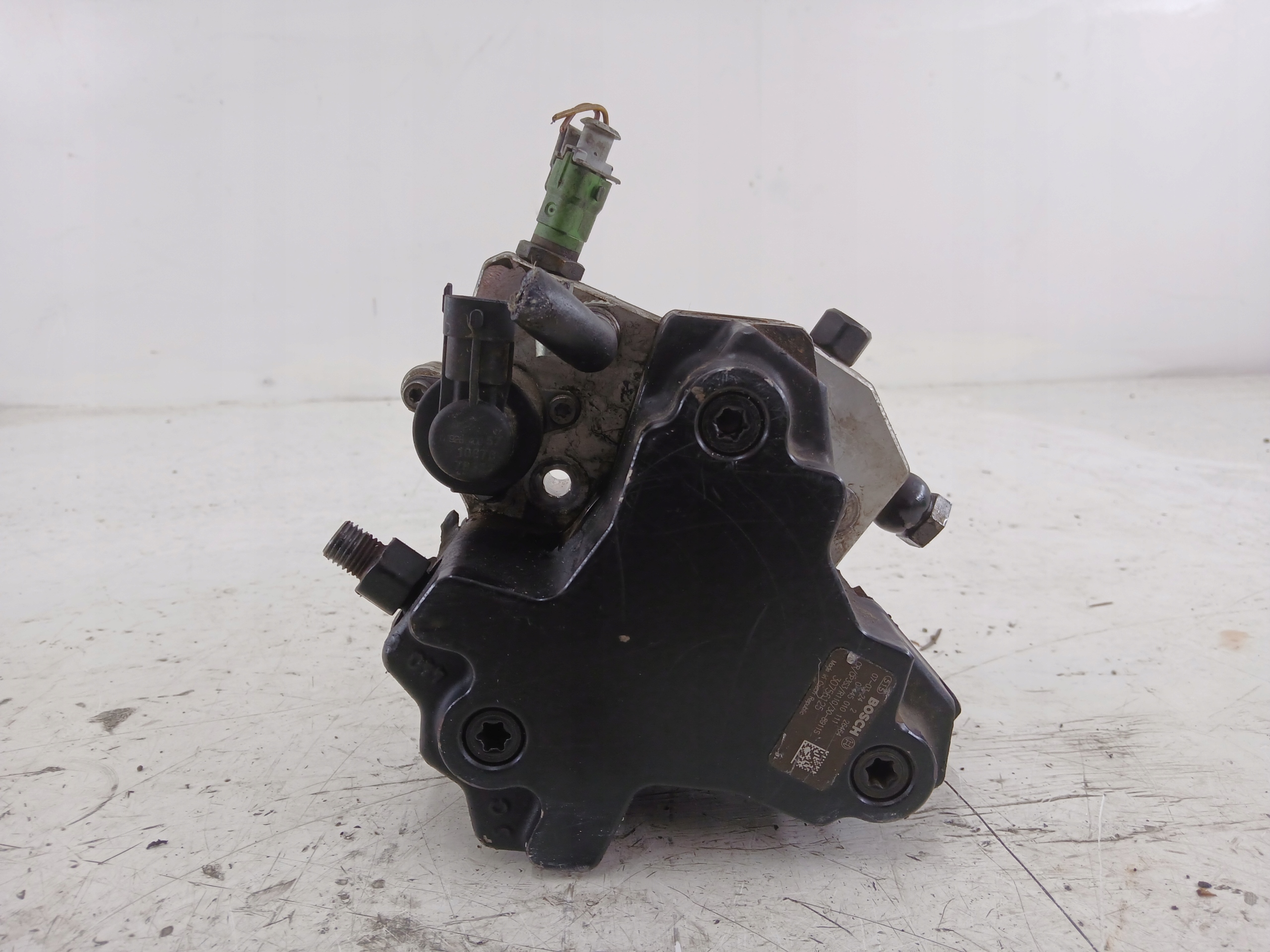 VOLVO V70 II 2.4 D5 Einspritzpumpe 30756125