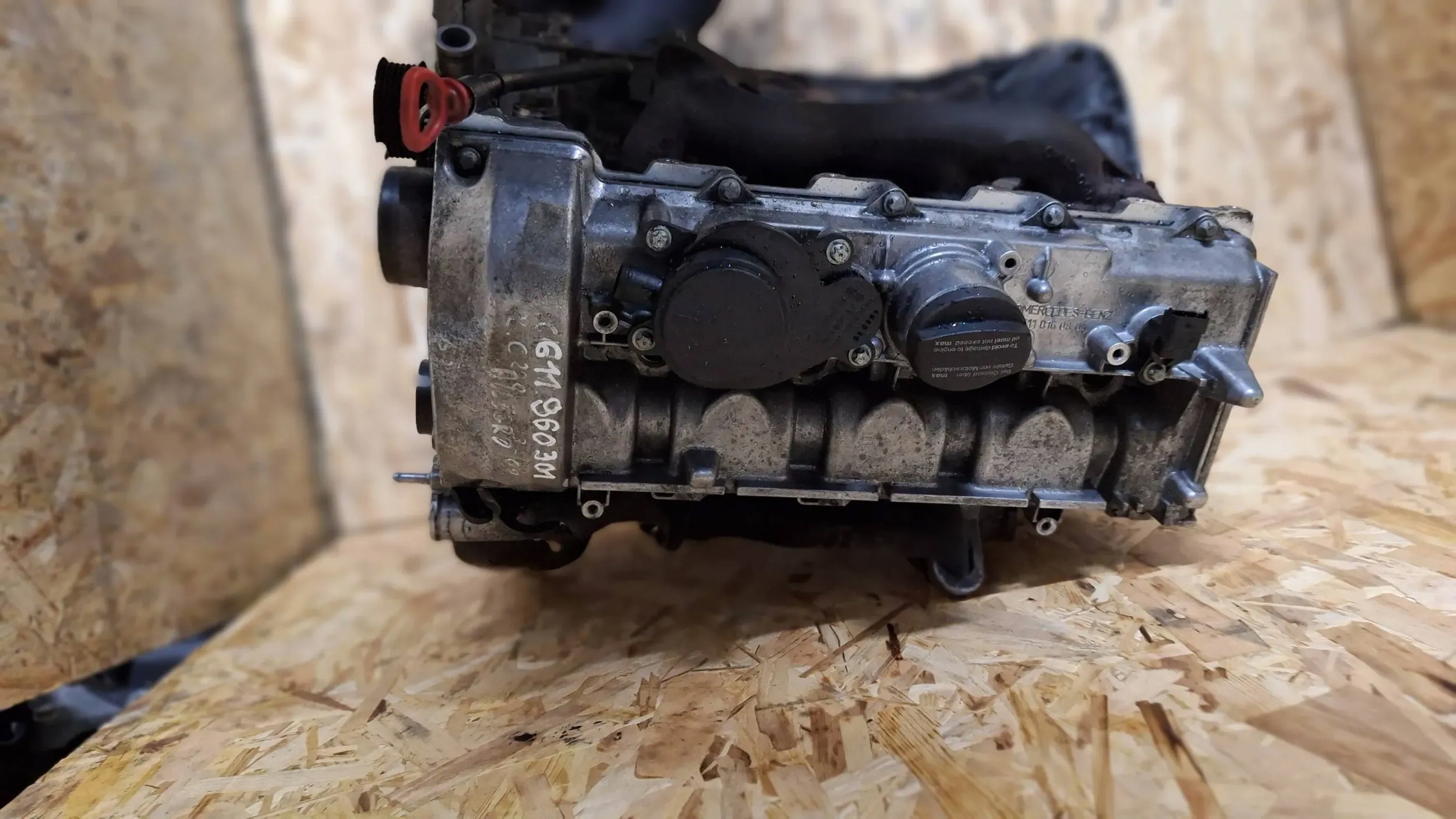 engine 611960 MERCEDES W202 2.2 CDI unprotected pillar