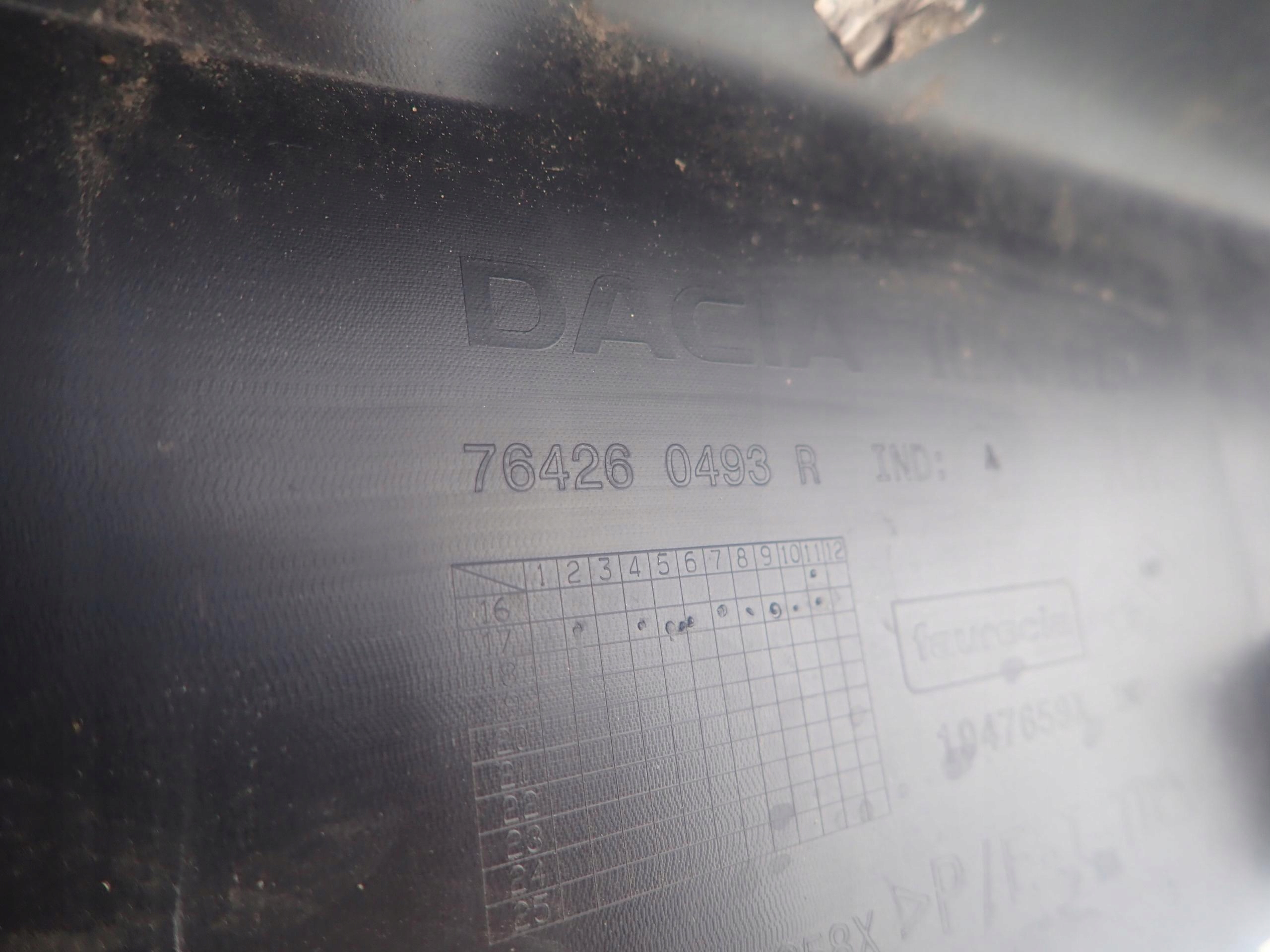 DACIA DUSTER II 17-> Prah pravý lišta Prahová