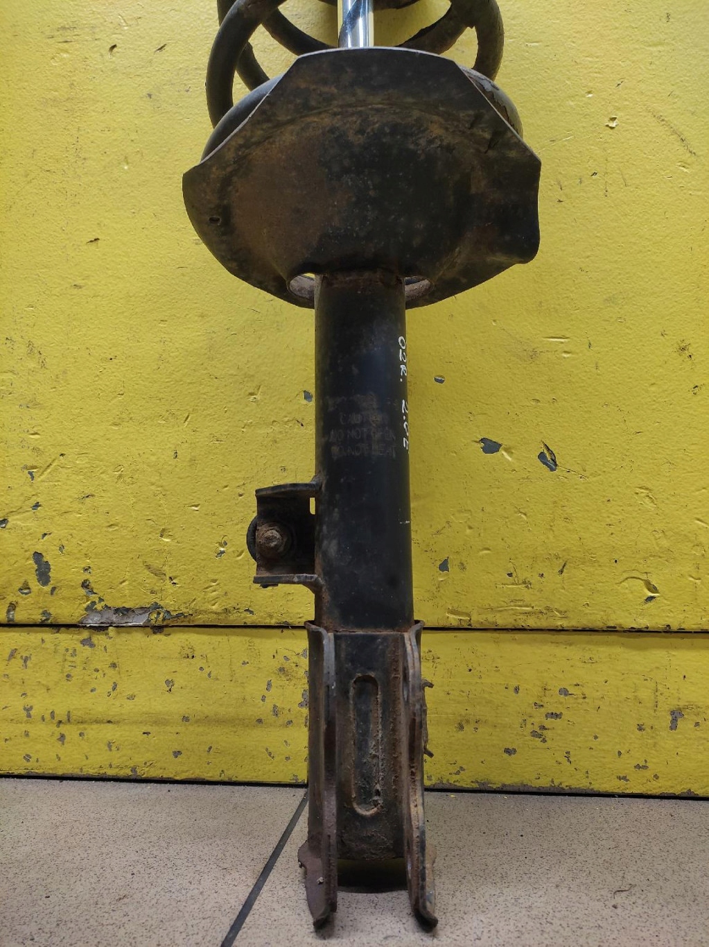 NISSAN X-TRAIL T30 2.0 McPherson right rear part