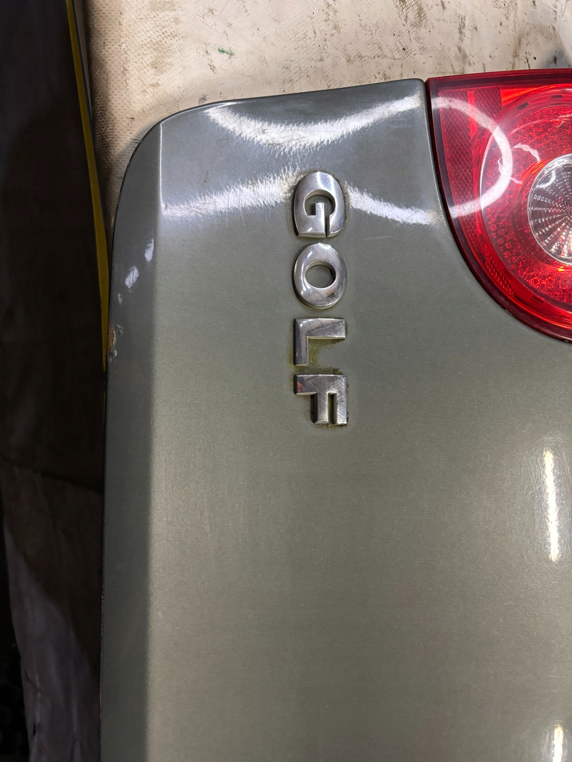 trunk door boot Volkswagen Golf V 5 HB 5D k: LA6Q