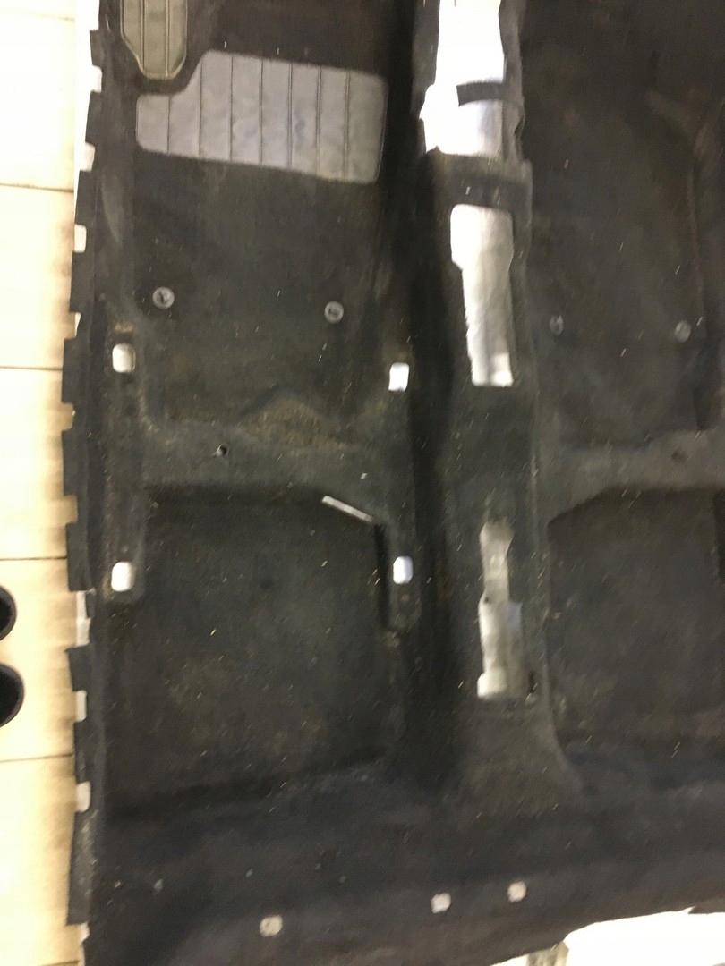 ковер vw POLO 9N 9N2 2005-2009 6Q1863367P