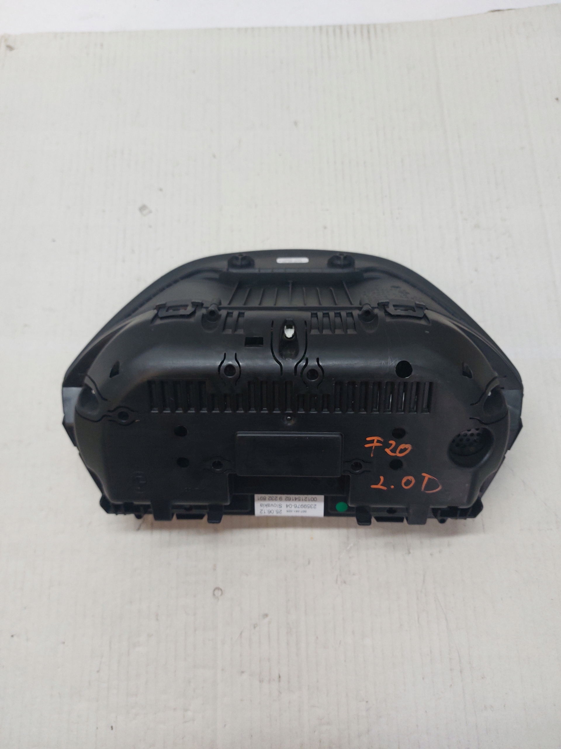 dials dials BMW 1 F20 F21 2.0 DCI 17649411