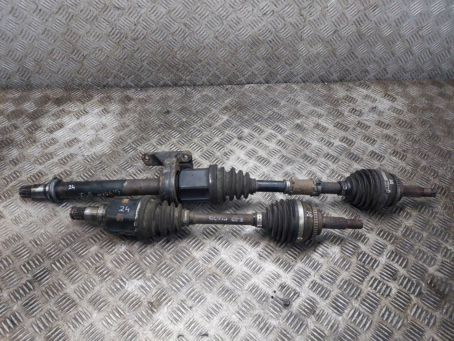 semi-axis left front + right front 5B TOYOTA AVENSIS T25 2.0 D4D