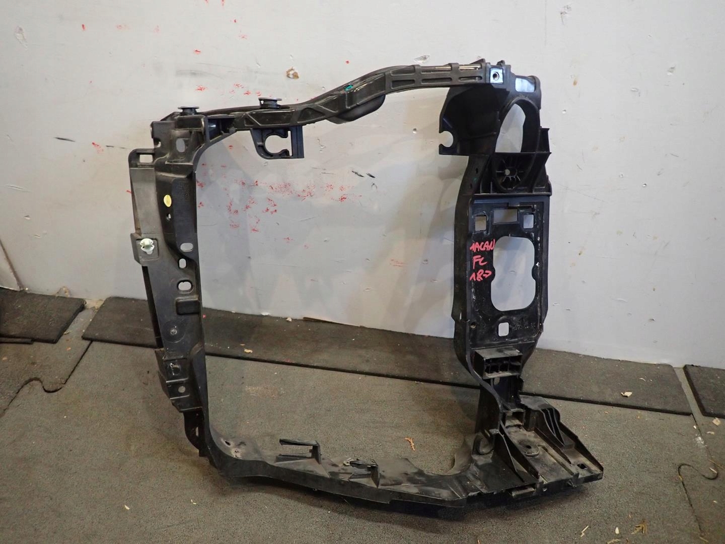 Okular lights right PORSCHE MACAN 2014- 95B805594