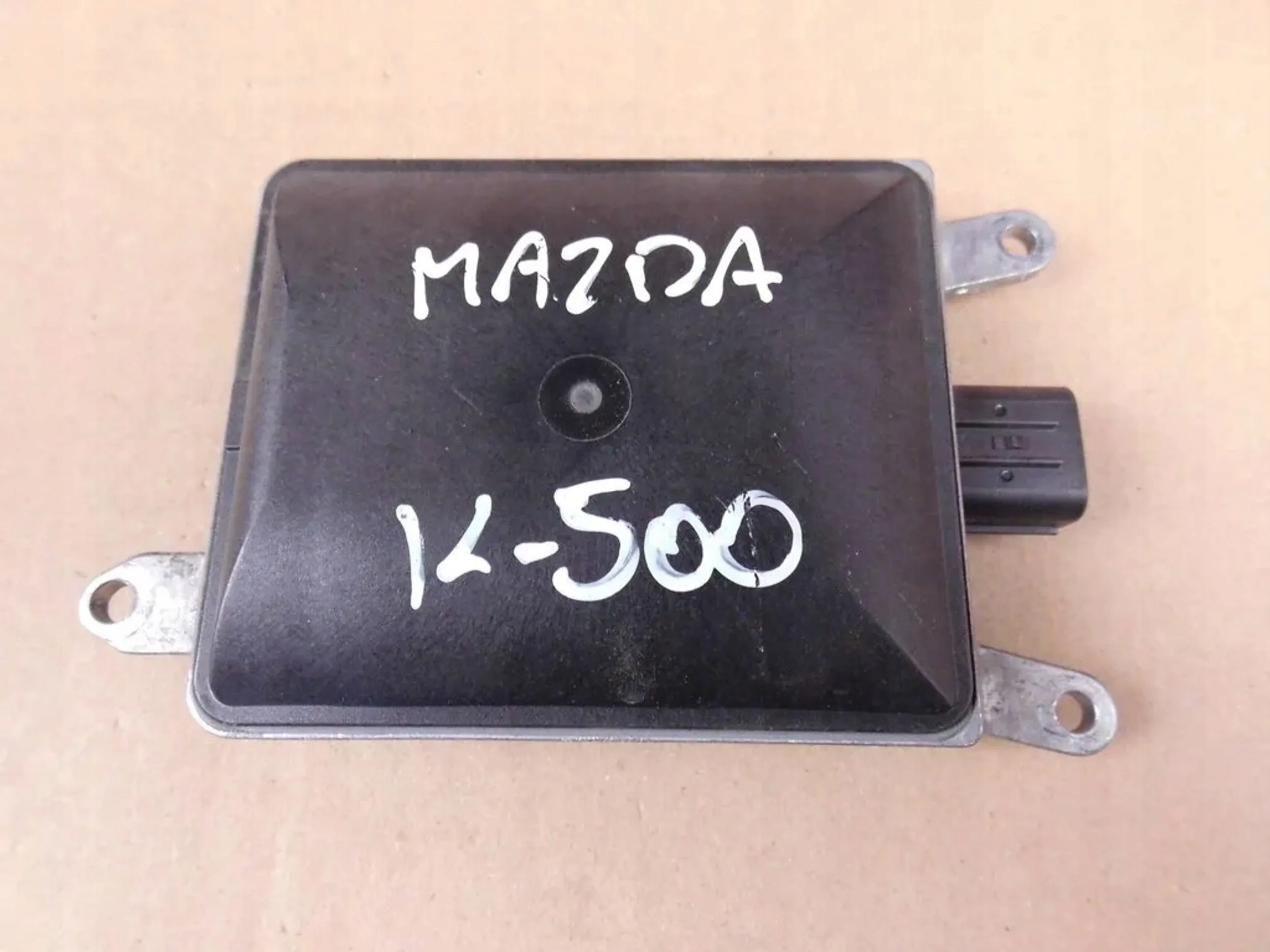 Mazda 3 BM 2013+ sensor martwego pola right