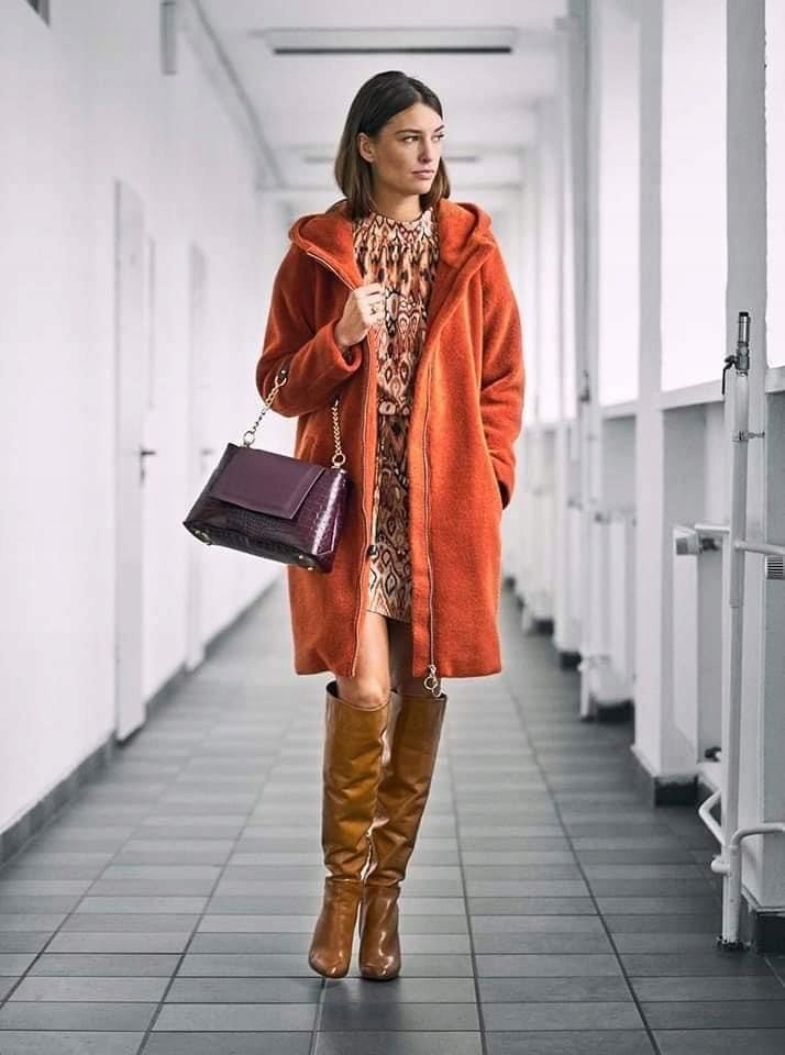 Dámský kabát medově žlutý Model 0107 Lalous velikost L