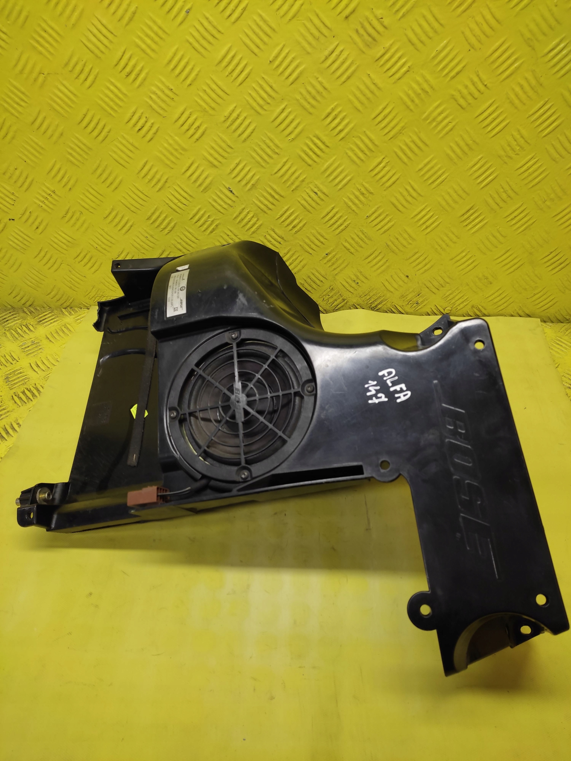 ALFA ROMEO 147 SUBWOOFER GŁOŚNIK 606942920