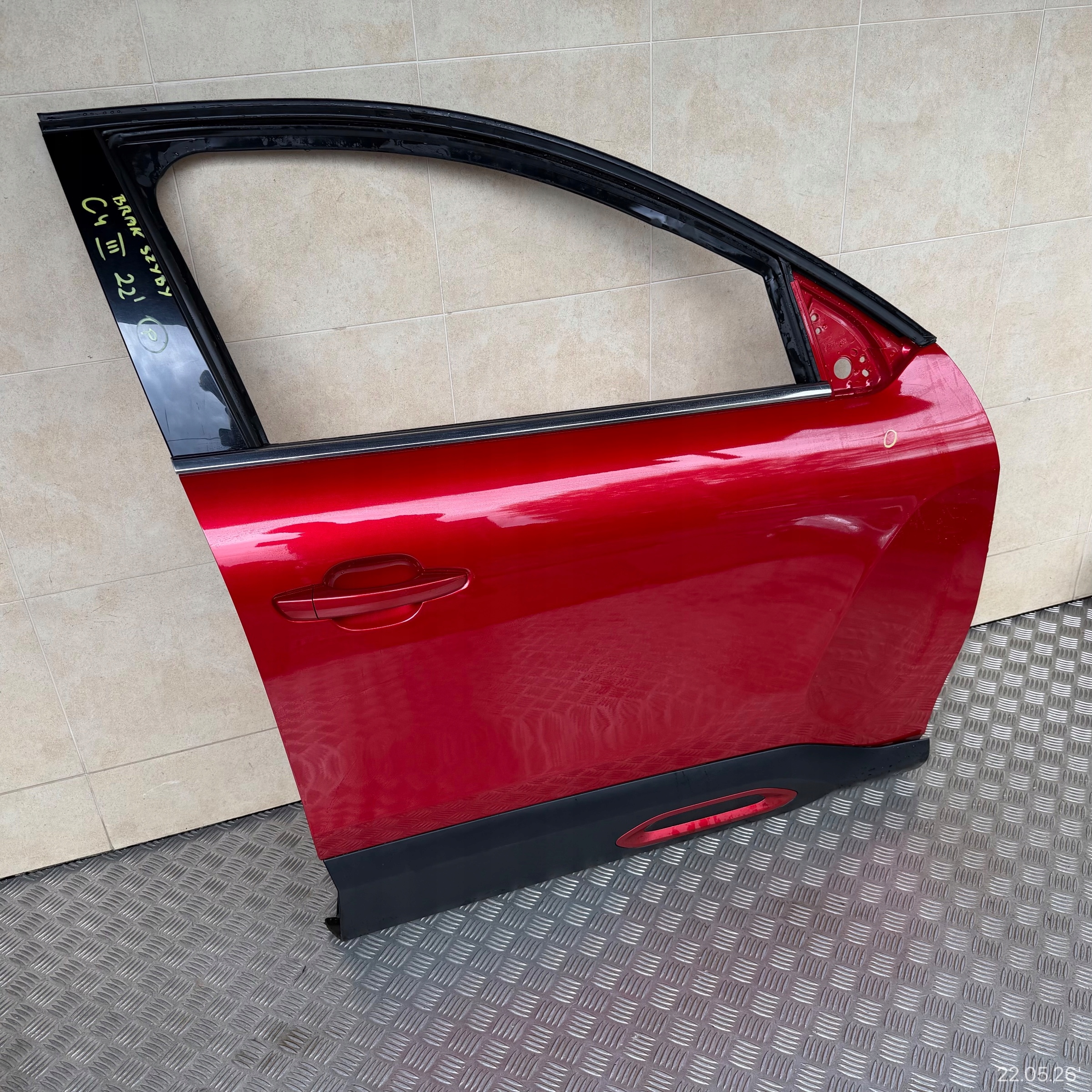 door complete front right CITROEN C4 III 2022 ROK does not have windows