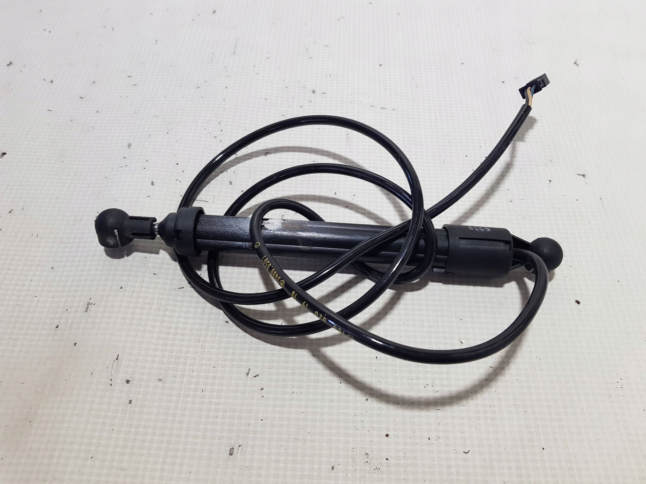 sensor POZYCJI bonnet MERCEDES ML W164 A1648201910