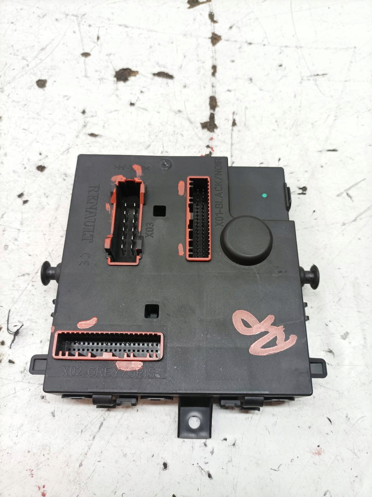 module 8201350220 BCM X44-L2 Renault Twingo II (2007-2014 )