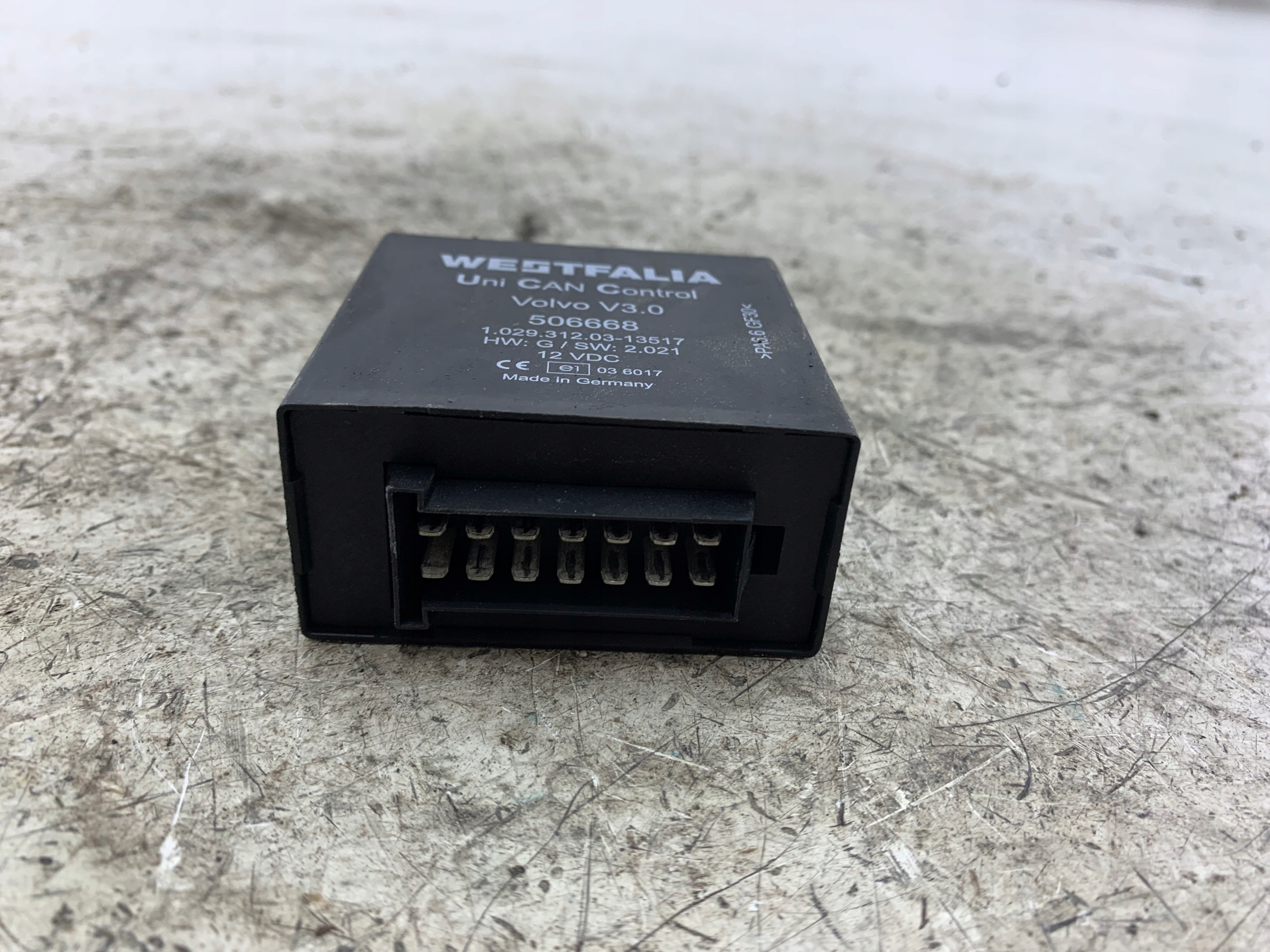 VOLVO V50 II module control unit HAKA HOLOWNICZEGO 506668 WESTFALIA