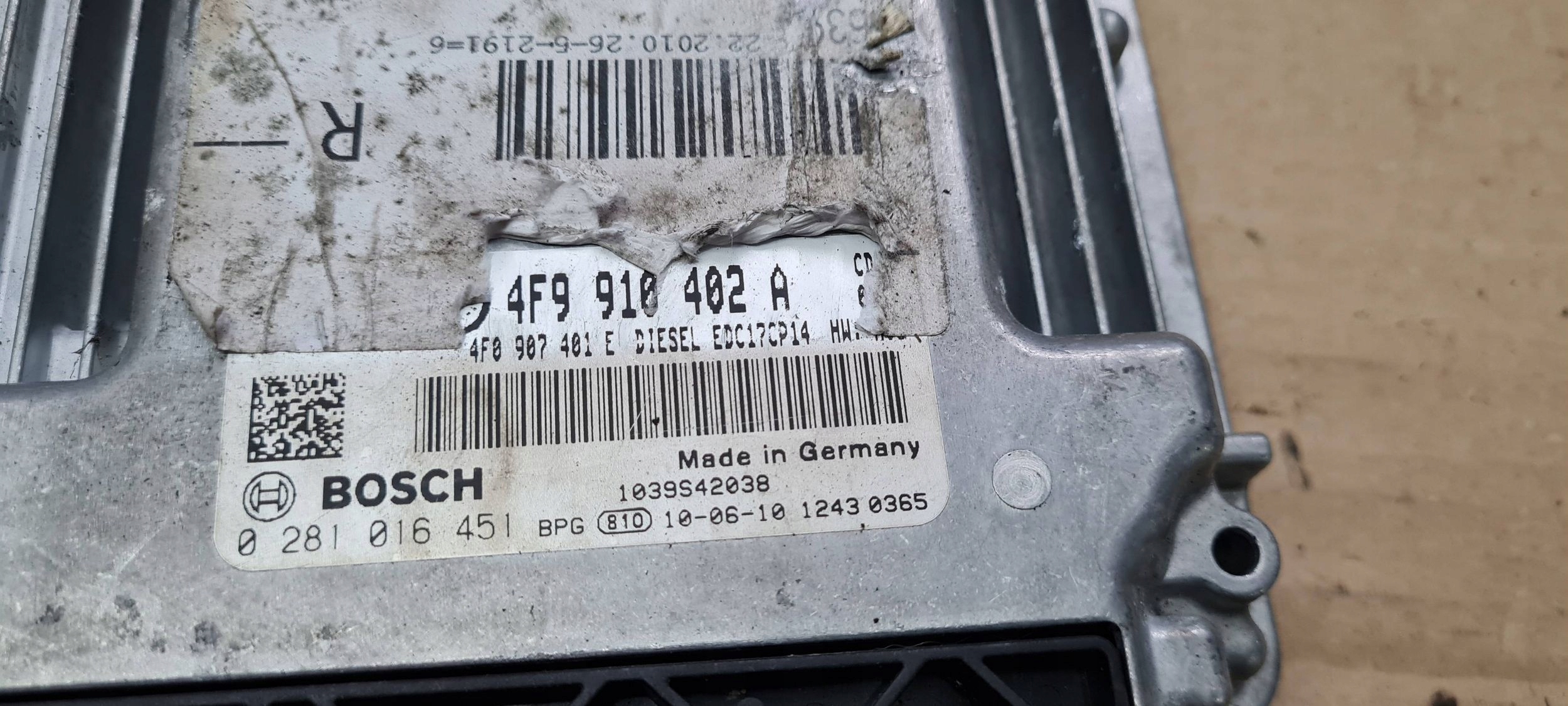 A6 C6 LIFT computer control unit of the engine ECU 3.0 TDI CDY 4F9910402A