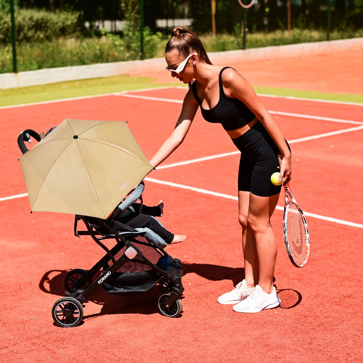 PARASOLKA DO WÓZKA UNIWERSALNA NA SŁOŃCE I DESZCZ BEŻOWA FILTR UV Marka Lorelli