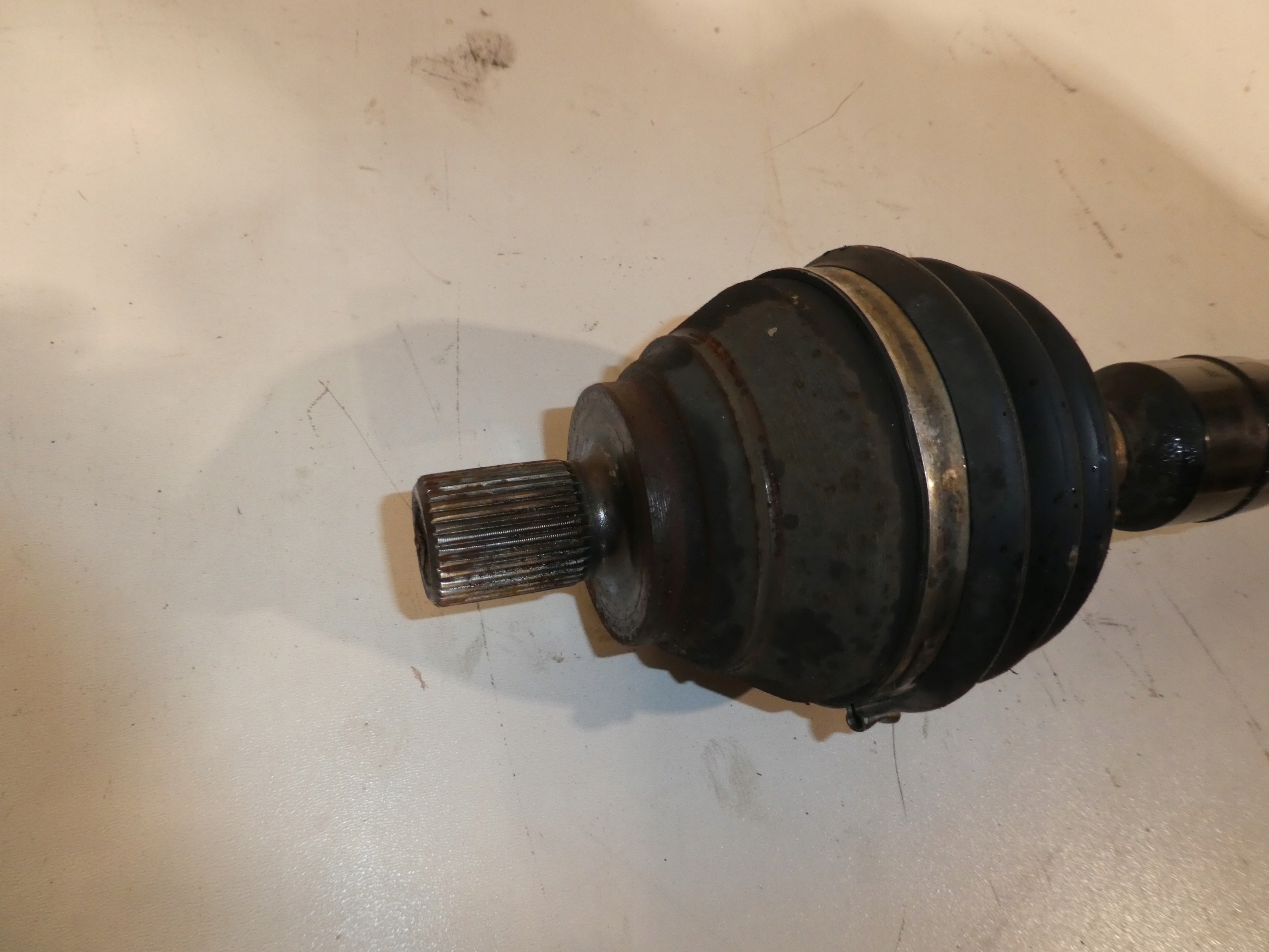 semi-axis right front AUDI SEAT SKODA 1K0407272RE