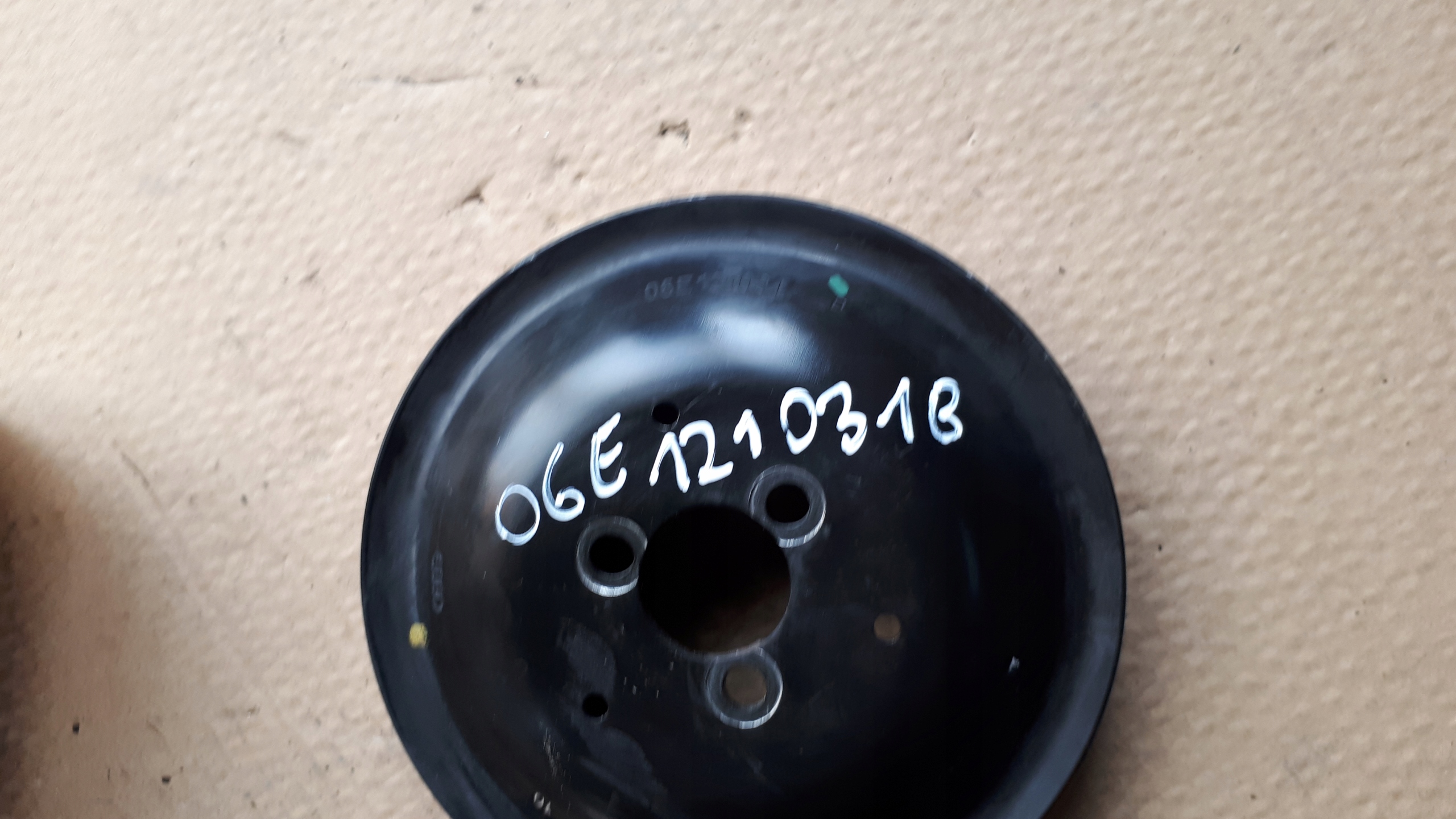 S4 B8 A4 REMENICA POMPY VODE 3.0 TFSI S5 SQ5