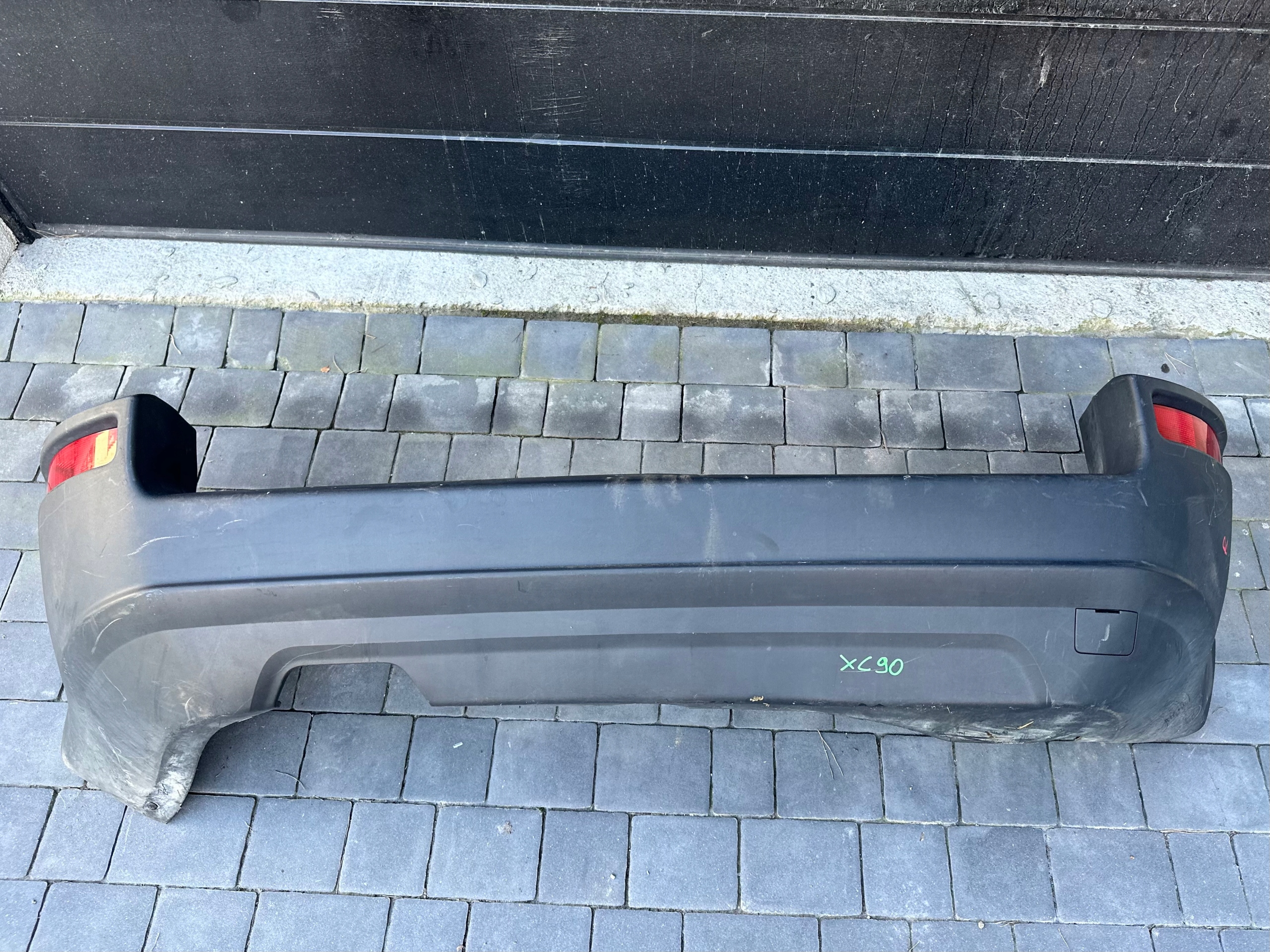VOLVO XC90 bumper rear part rear