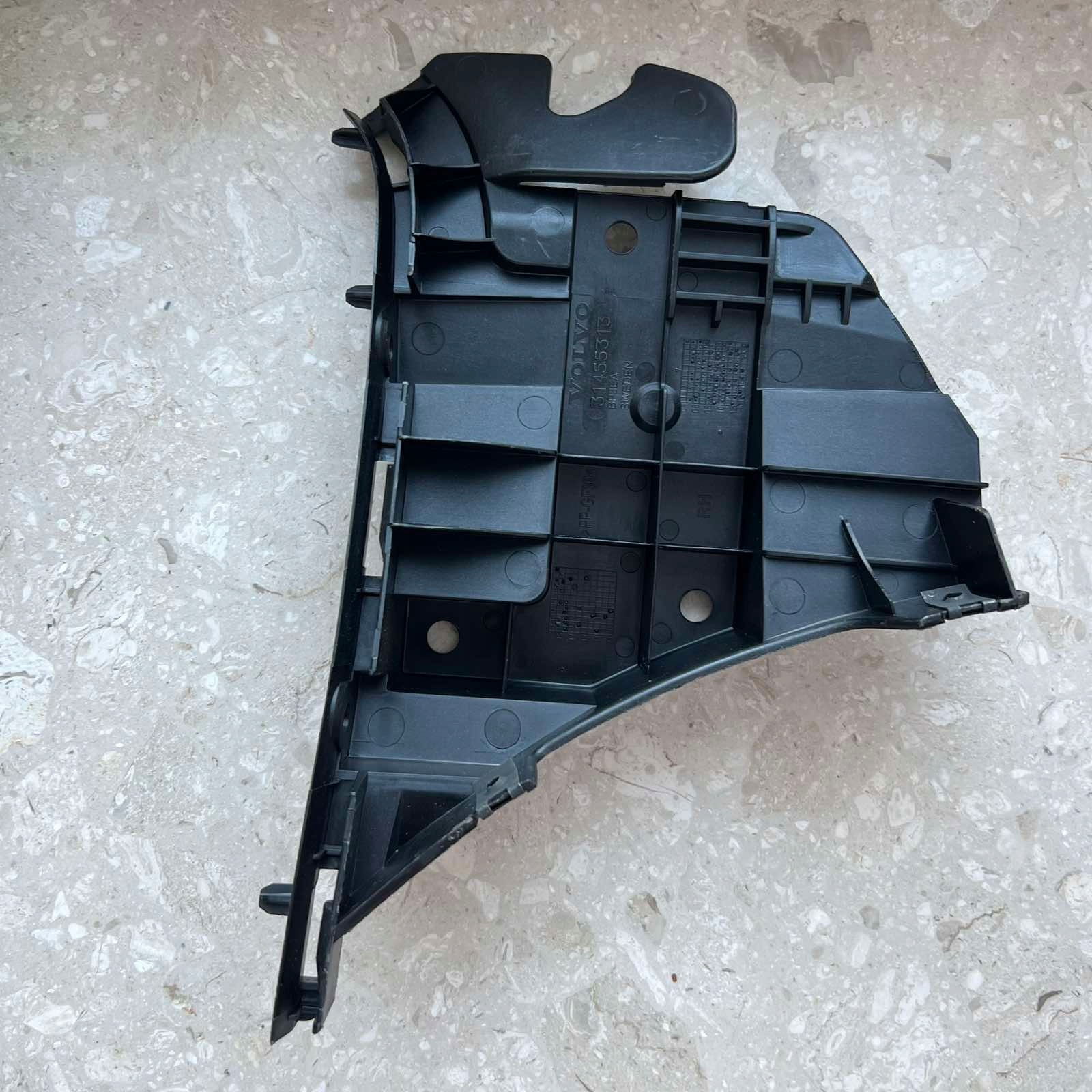 Volvo S80 V70 2007-20016 bumper bracket right front 31455311 new
