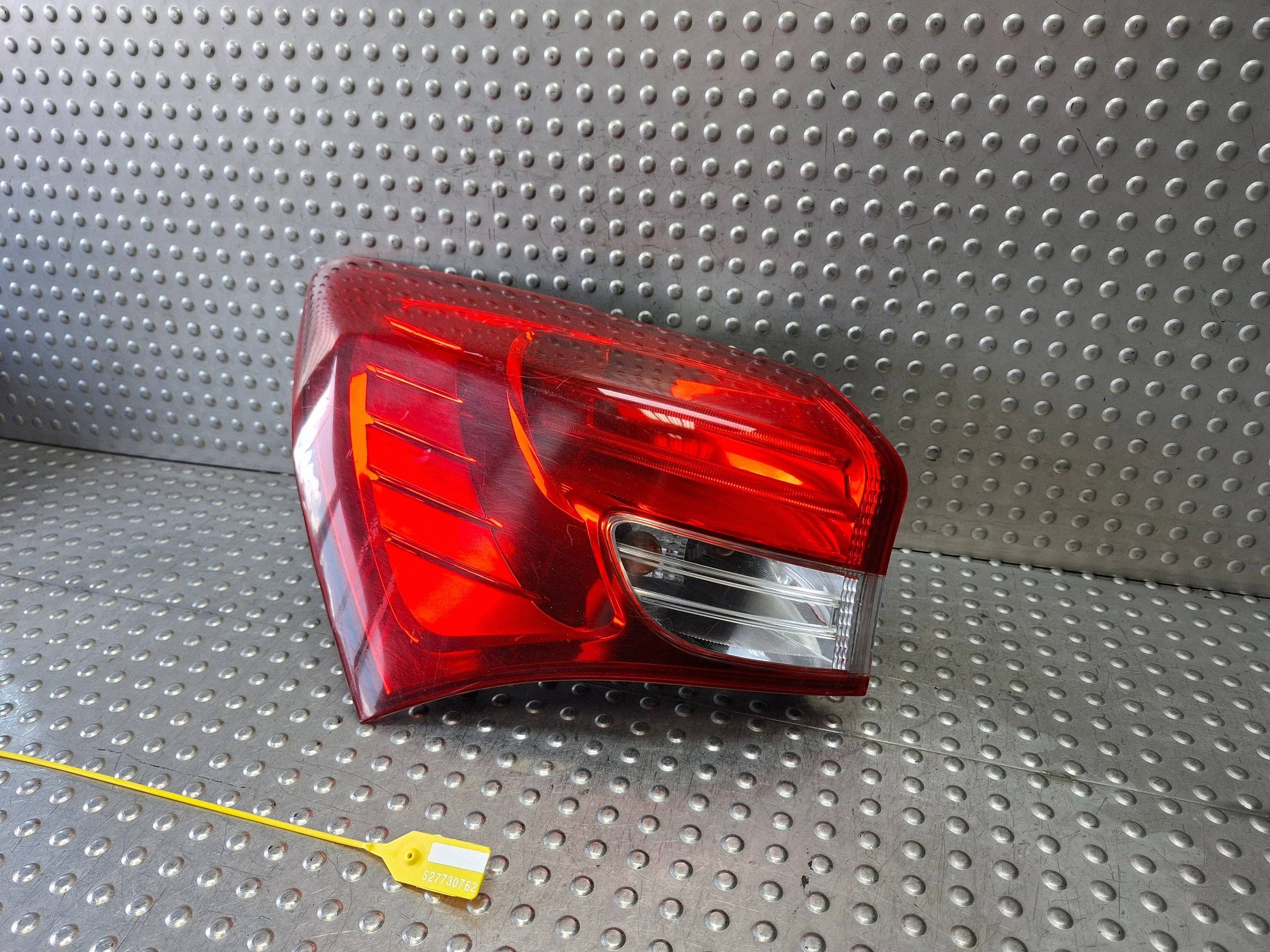 light rear part left HYUNDAI IX20 10-15 EU 92401-1K0