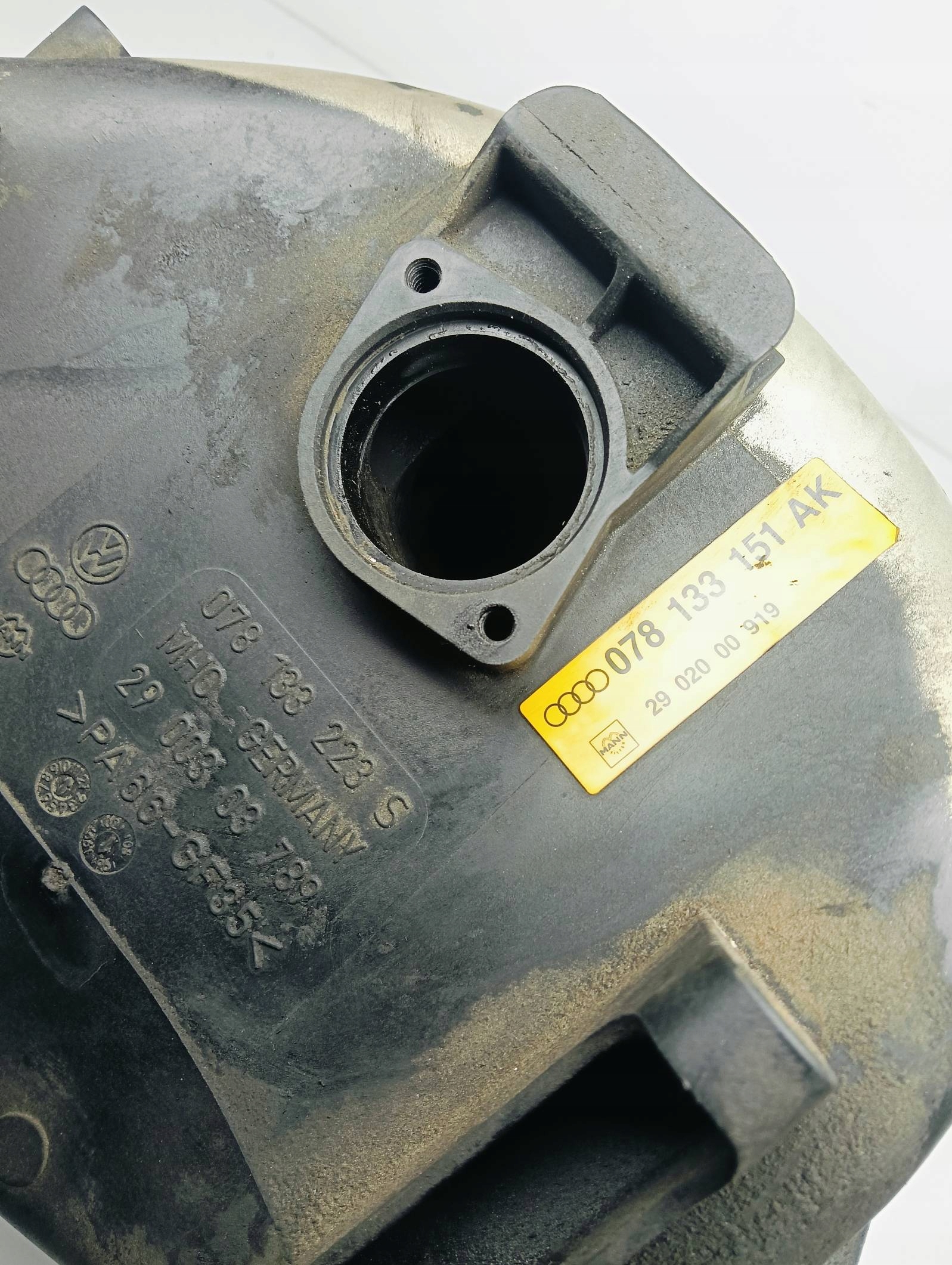 intake manifold GAZ Audi A4 B5 2,4 V6 078133151AK