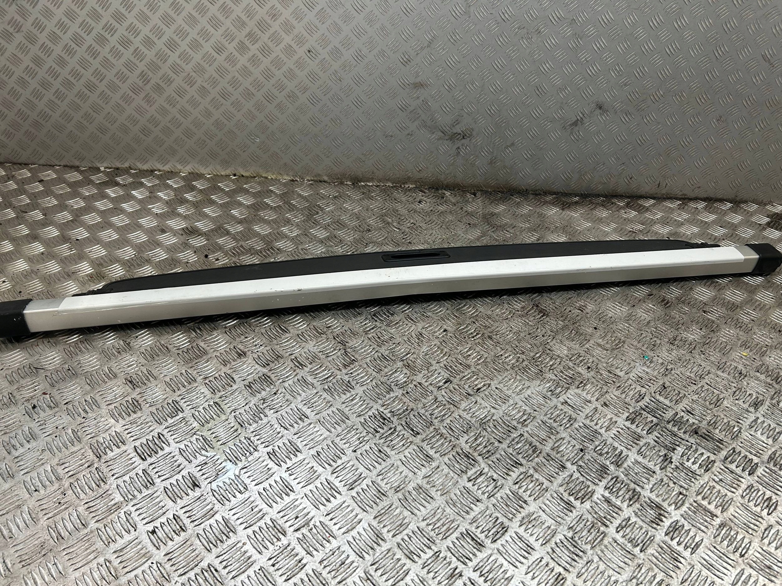 ролета багажника REXTON II G4 2017->