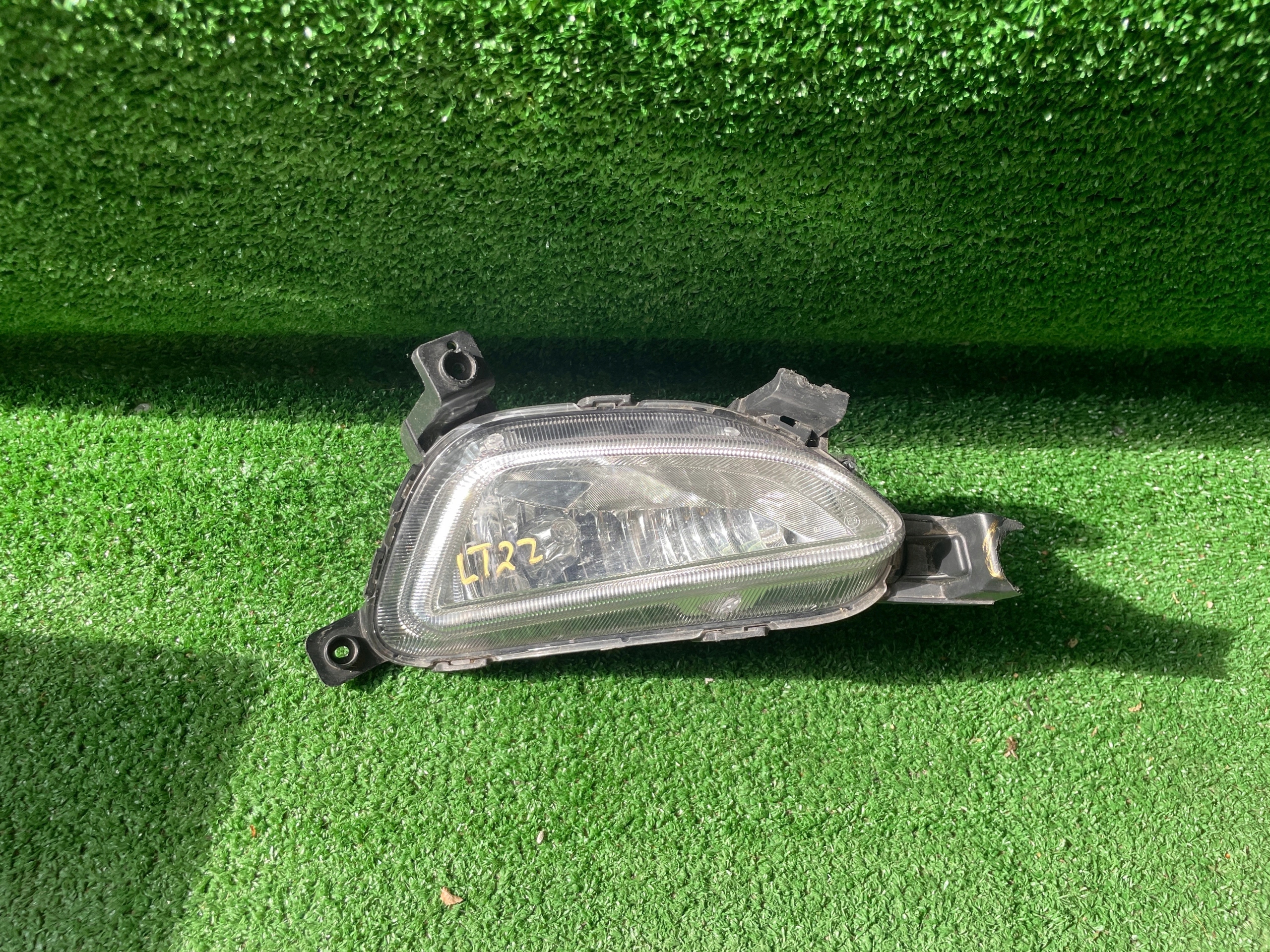 HYUNDAI TUCSON III fog light right front front 92202D7000