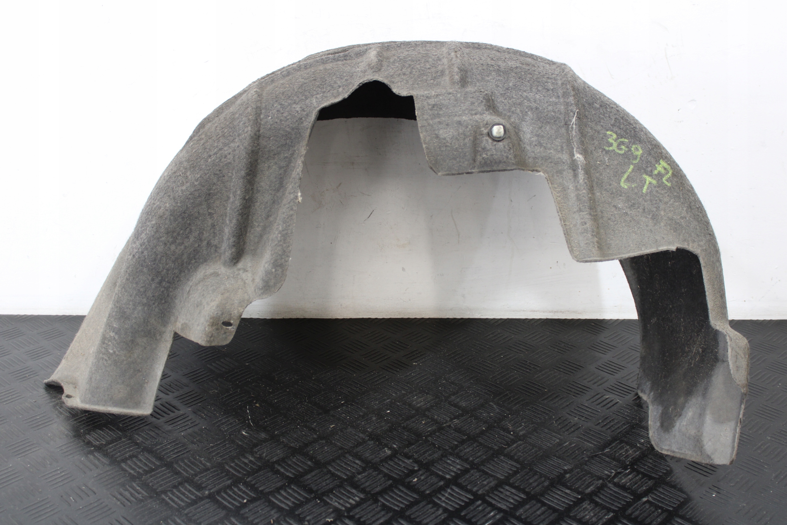 mudguard left rear part VW PASSAT B8 3G0 3G9 LIFT GTE
