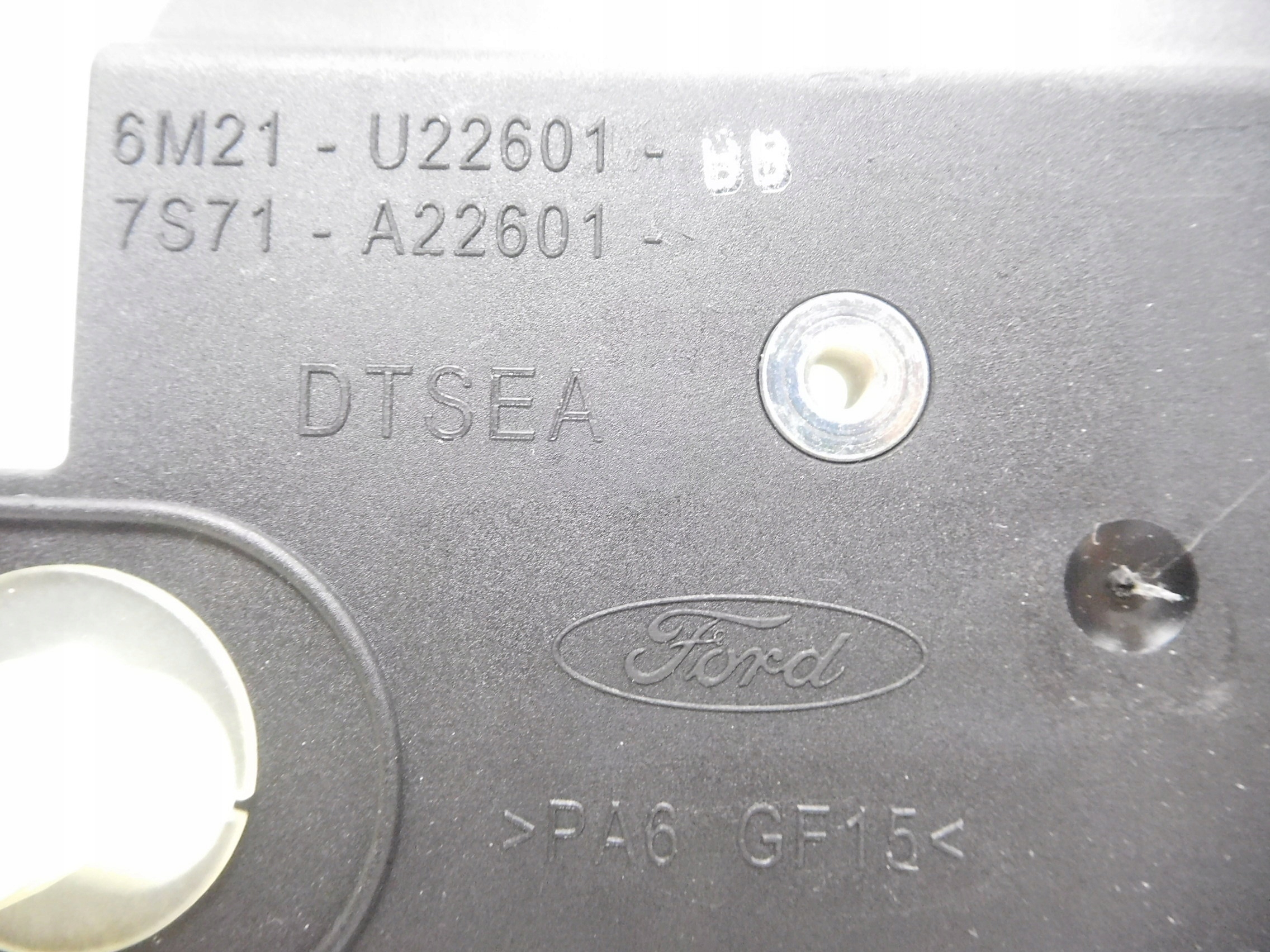 ручка двери передний левый FORD GALAXY S-MAX oe 1500982