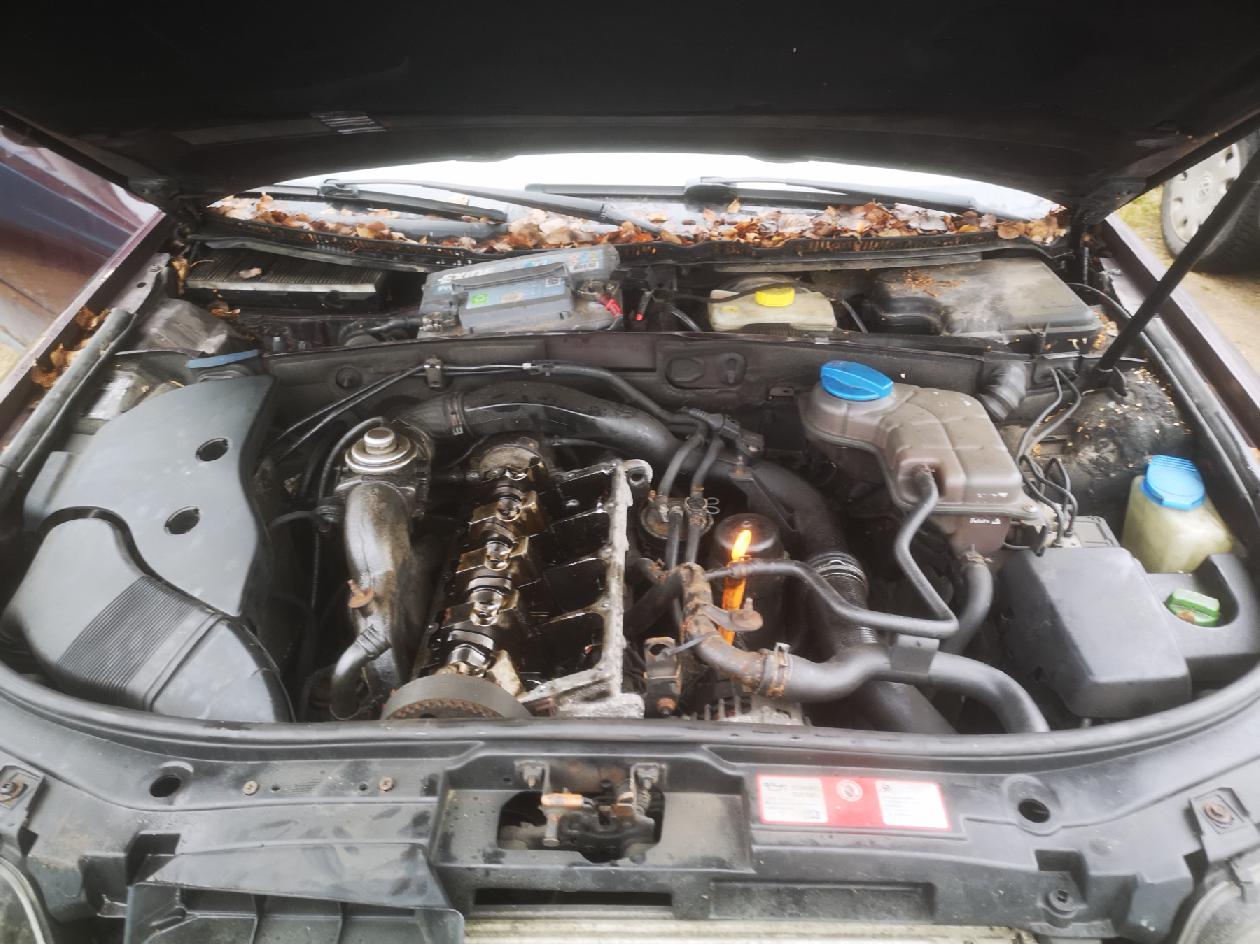 Audi A6 клапан EGR 2002 1.9л
