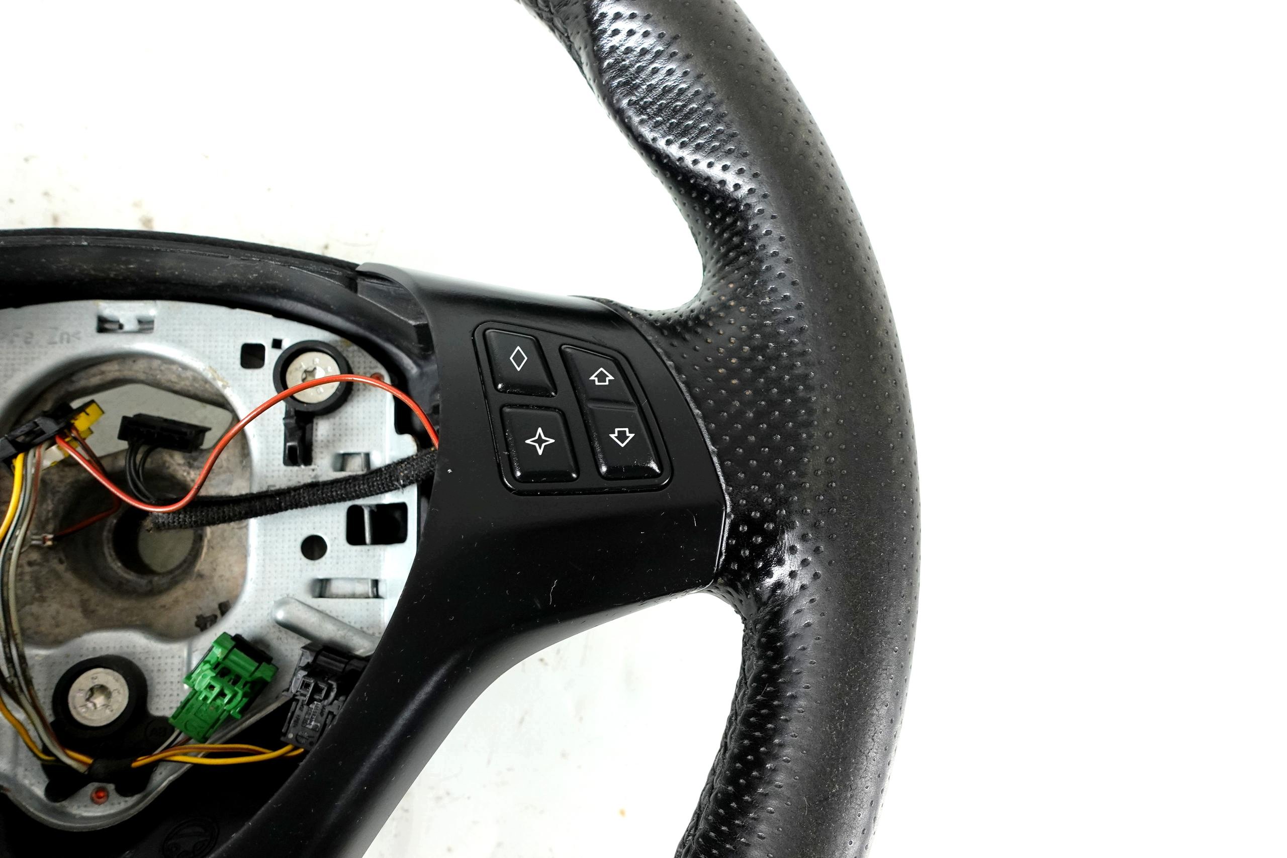 steering wheel, leather leather BMW 1 E81 E82 E87 3 E90 E91 M PAKIET m-packet