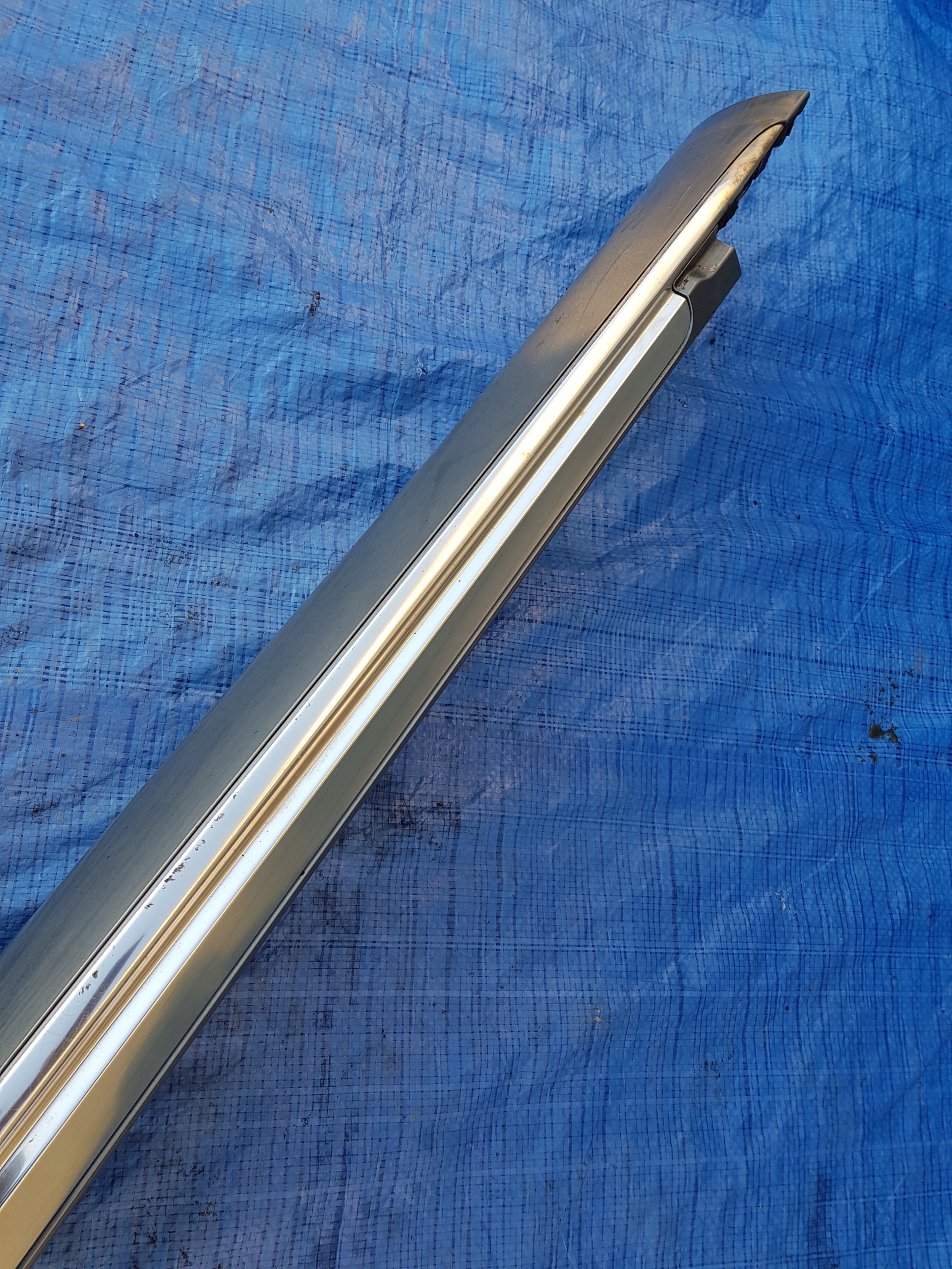 moulding cap of the threshold threshold left AUDI A8 D4 LY7G