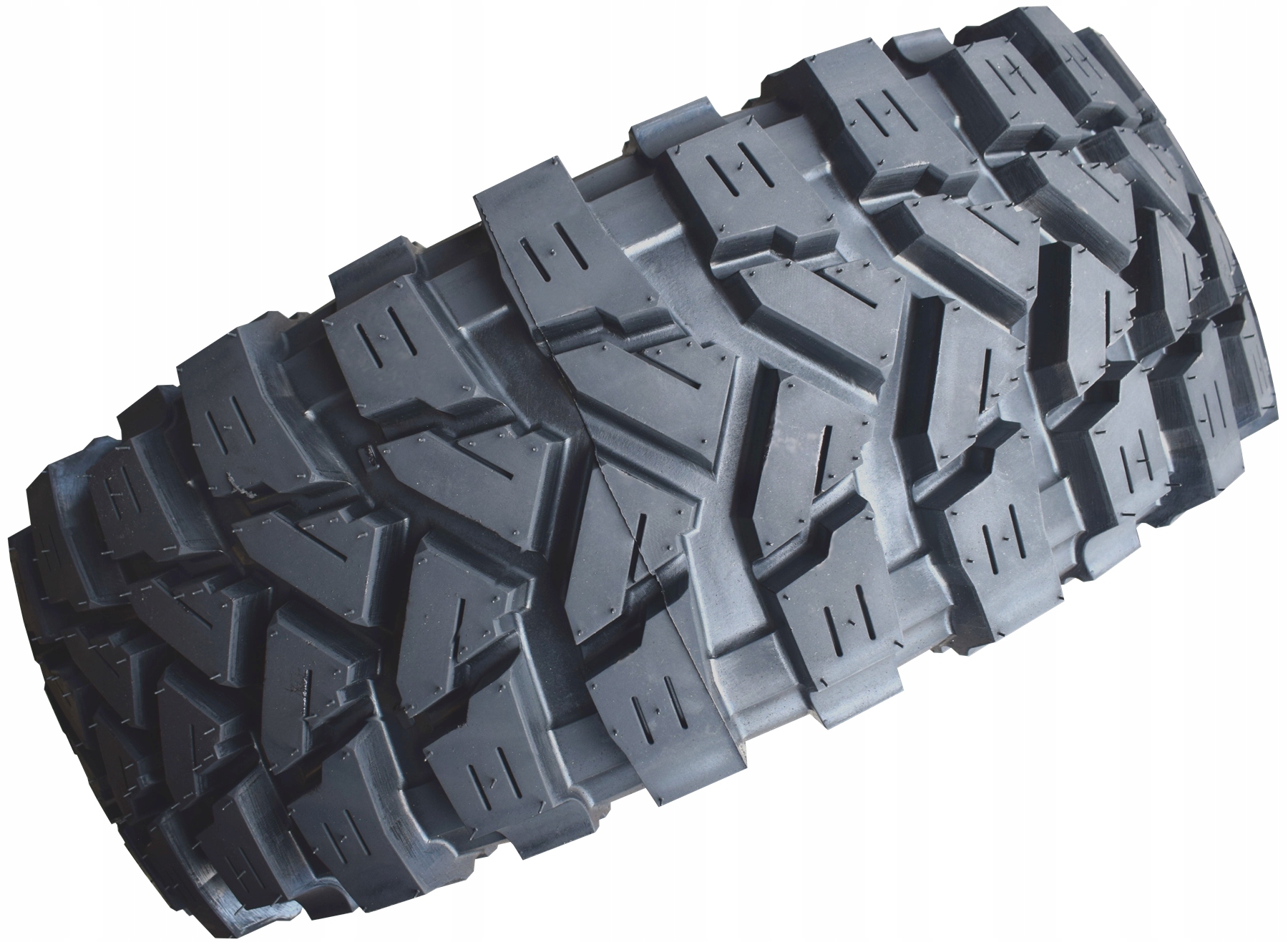 OPONY TERENOWE 245/70R16 1szt. MT 245 70 16