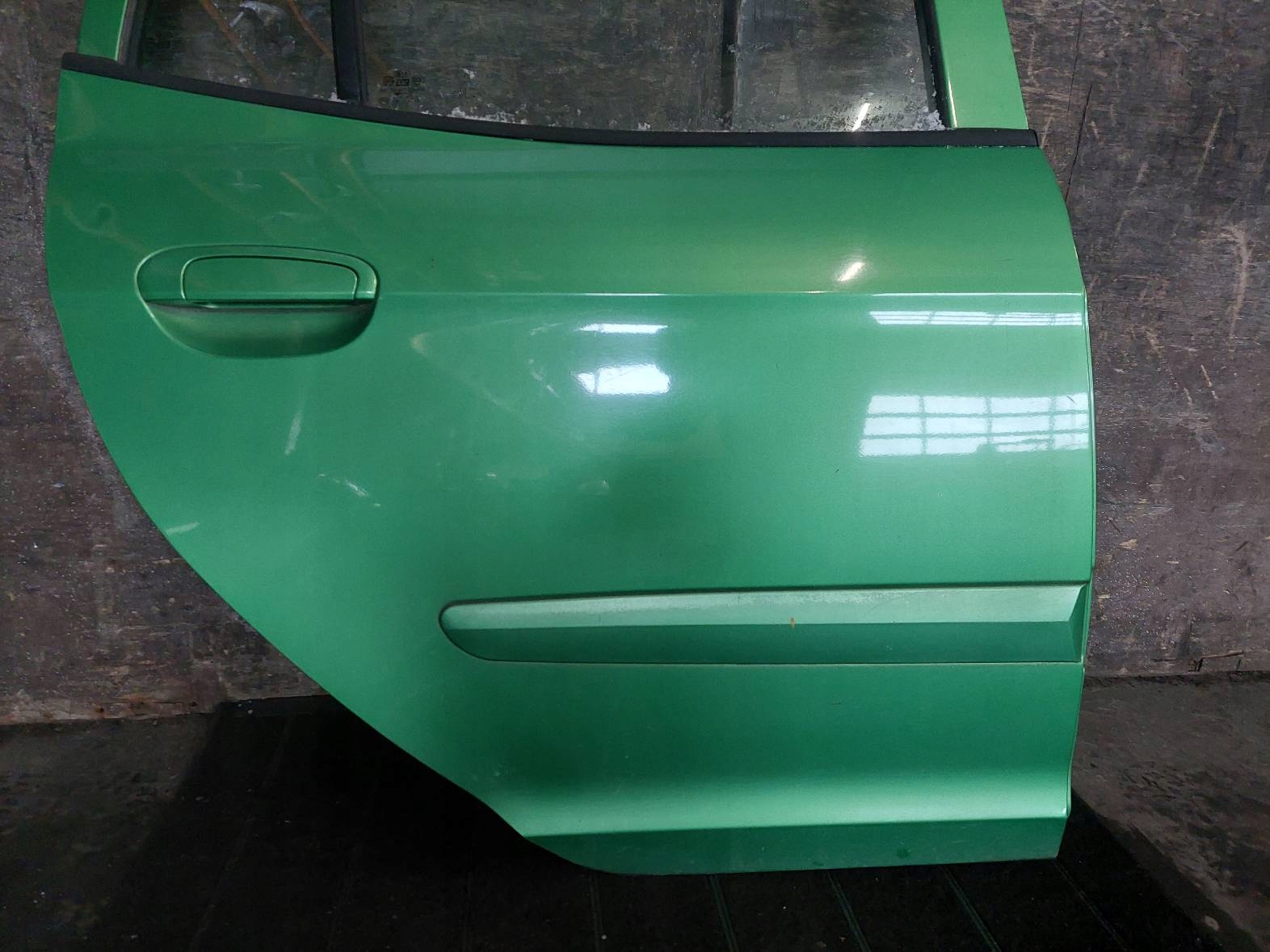 door complete right rear part KIA PICANTO and before lift M5