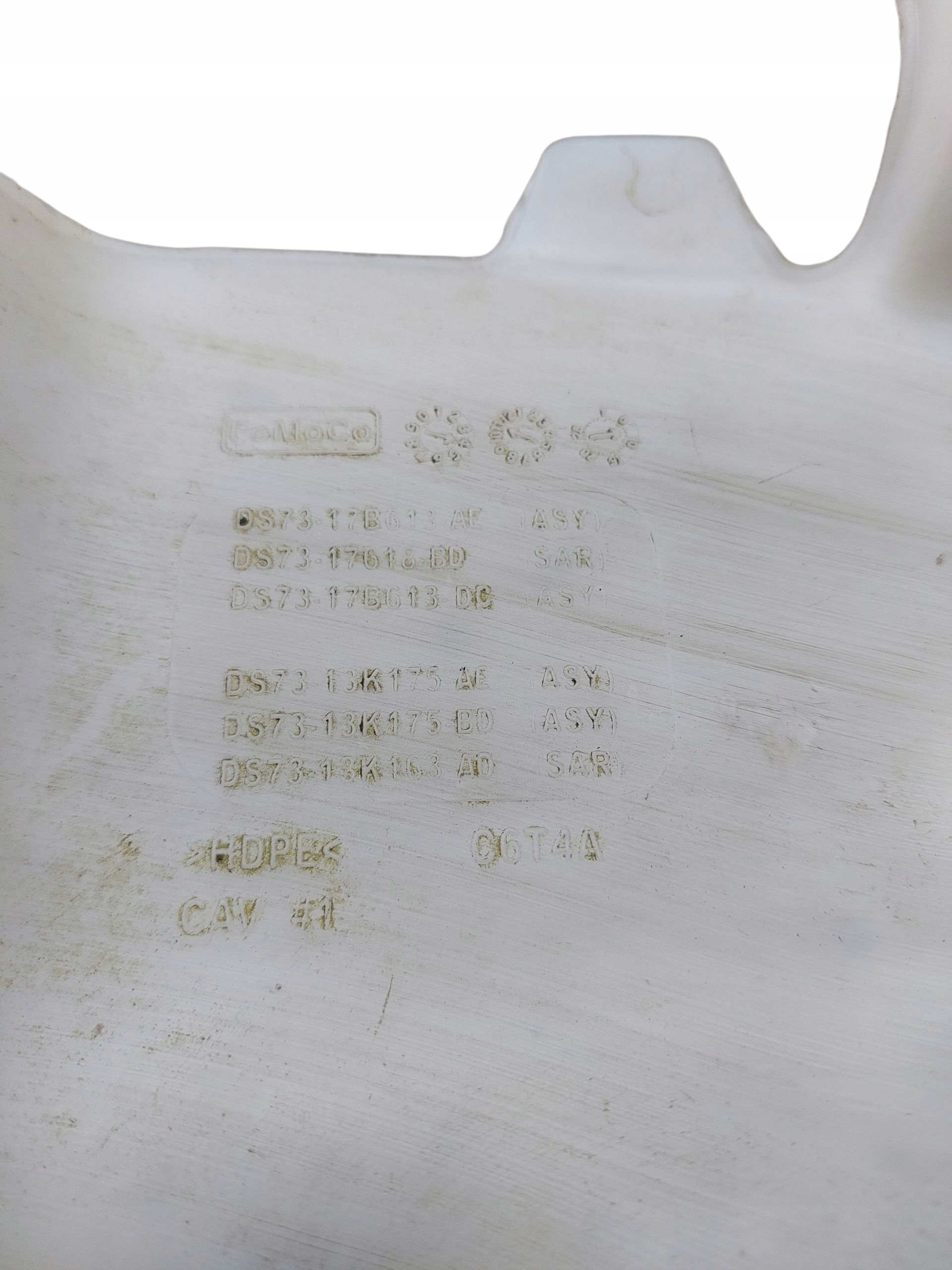 washer fluid tank FORD MONDEO MK5 DS73-17B613-AE