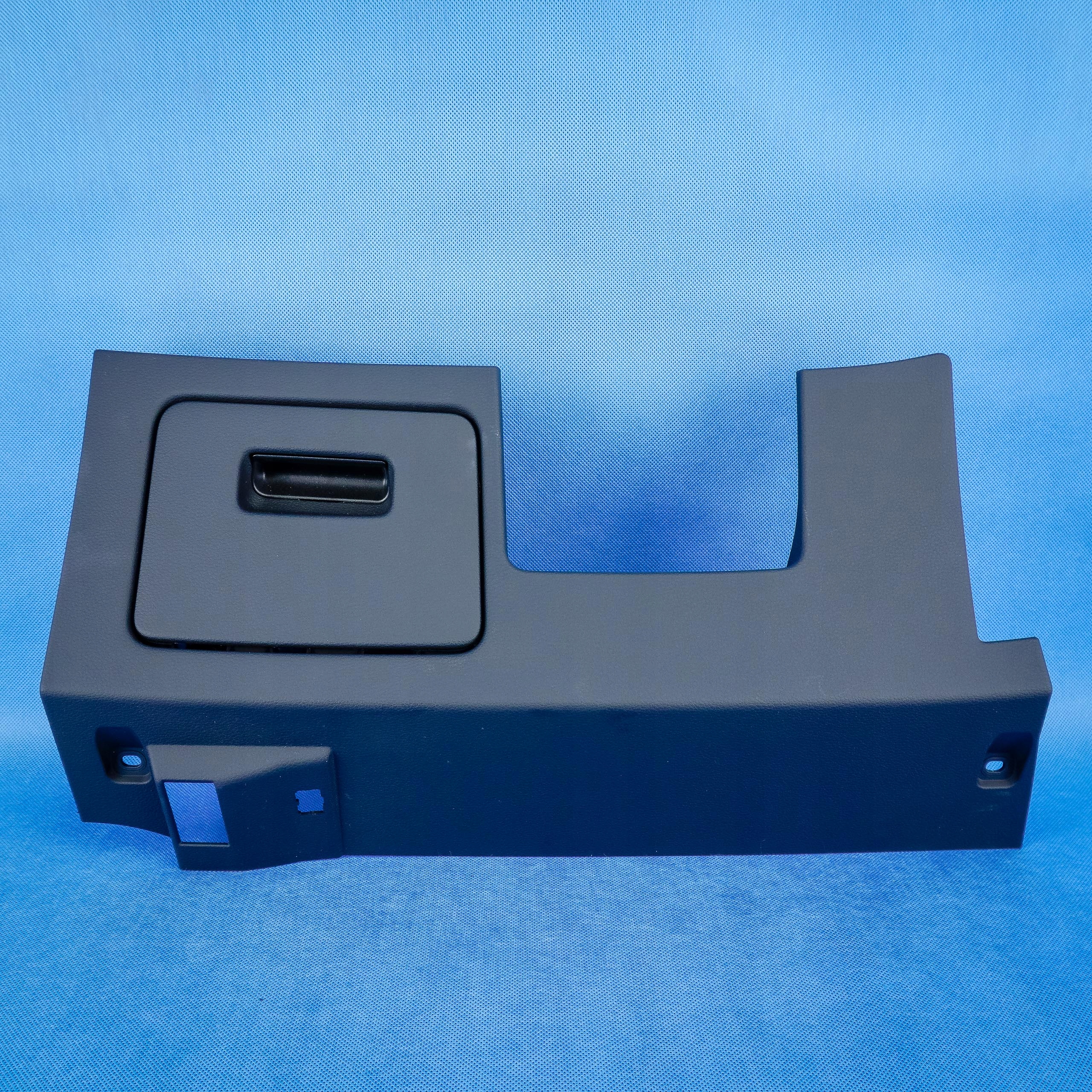 cover below steering wheel, passenger compartment cap Audi Q3 83A 83B863075 6PS