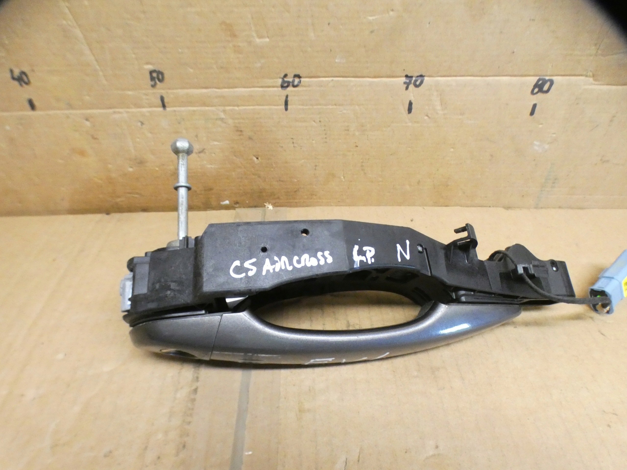 Citroen DS7 Crossback handle door front left KEYLESS 9820341080 EVL