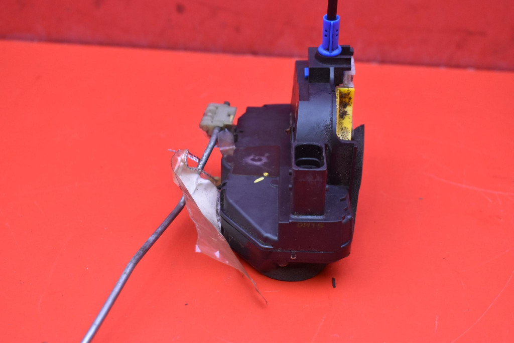 lock door left front front EU OPEL ASTRA 4 IV J 5D HB 09-12