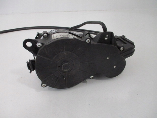 PEUGEOT 1007 MECHANIZM OTWIERANIA DRZWI PRAWE PRZESUWNE 9680250280 16876875 Numer katalogowy części 9680250280 16 87 68 75