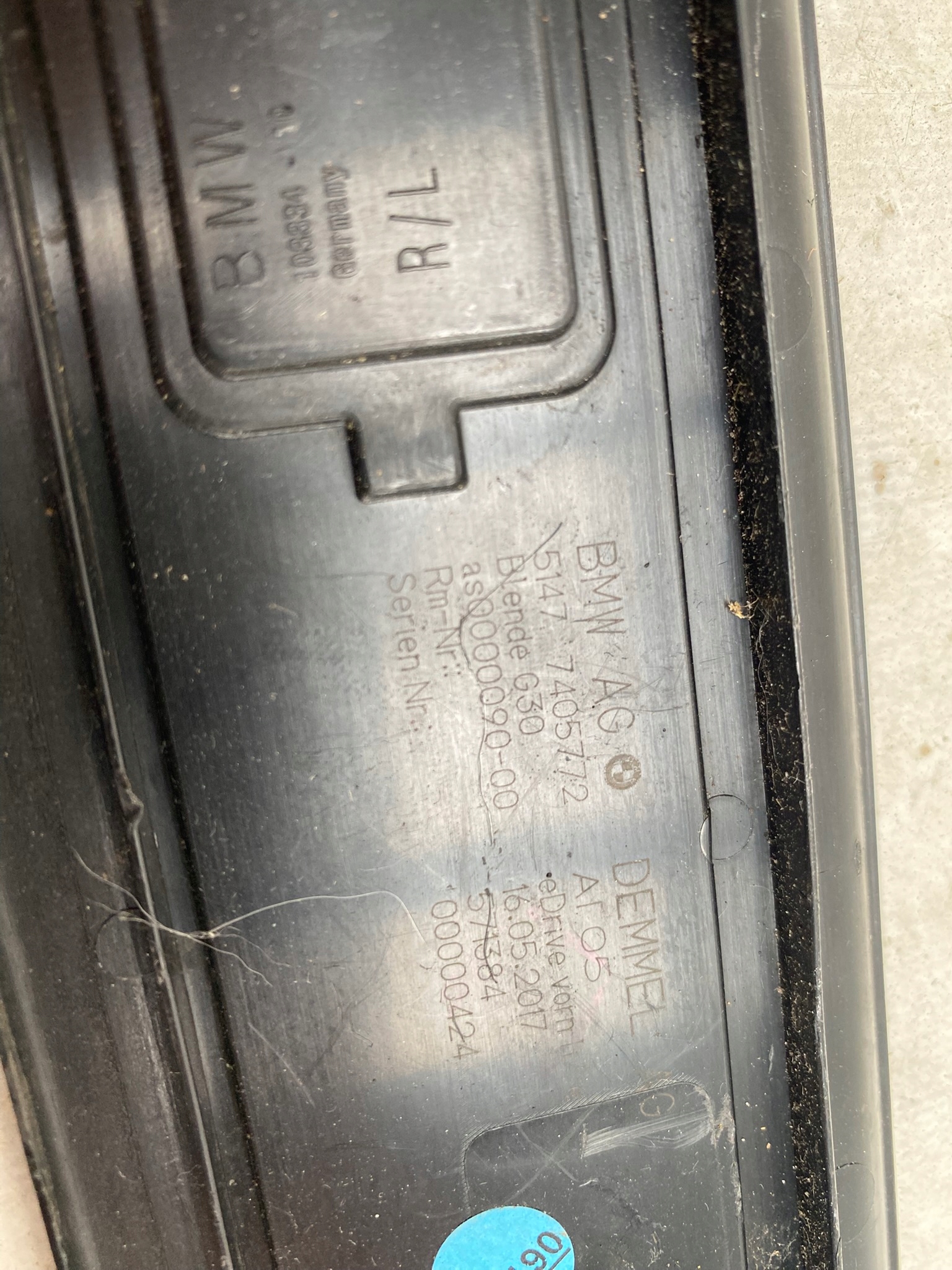 BMW G30 EDRIVE Coperture modanatura MINIGONNE PODSWIETLANE