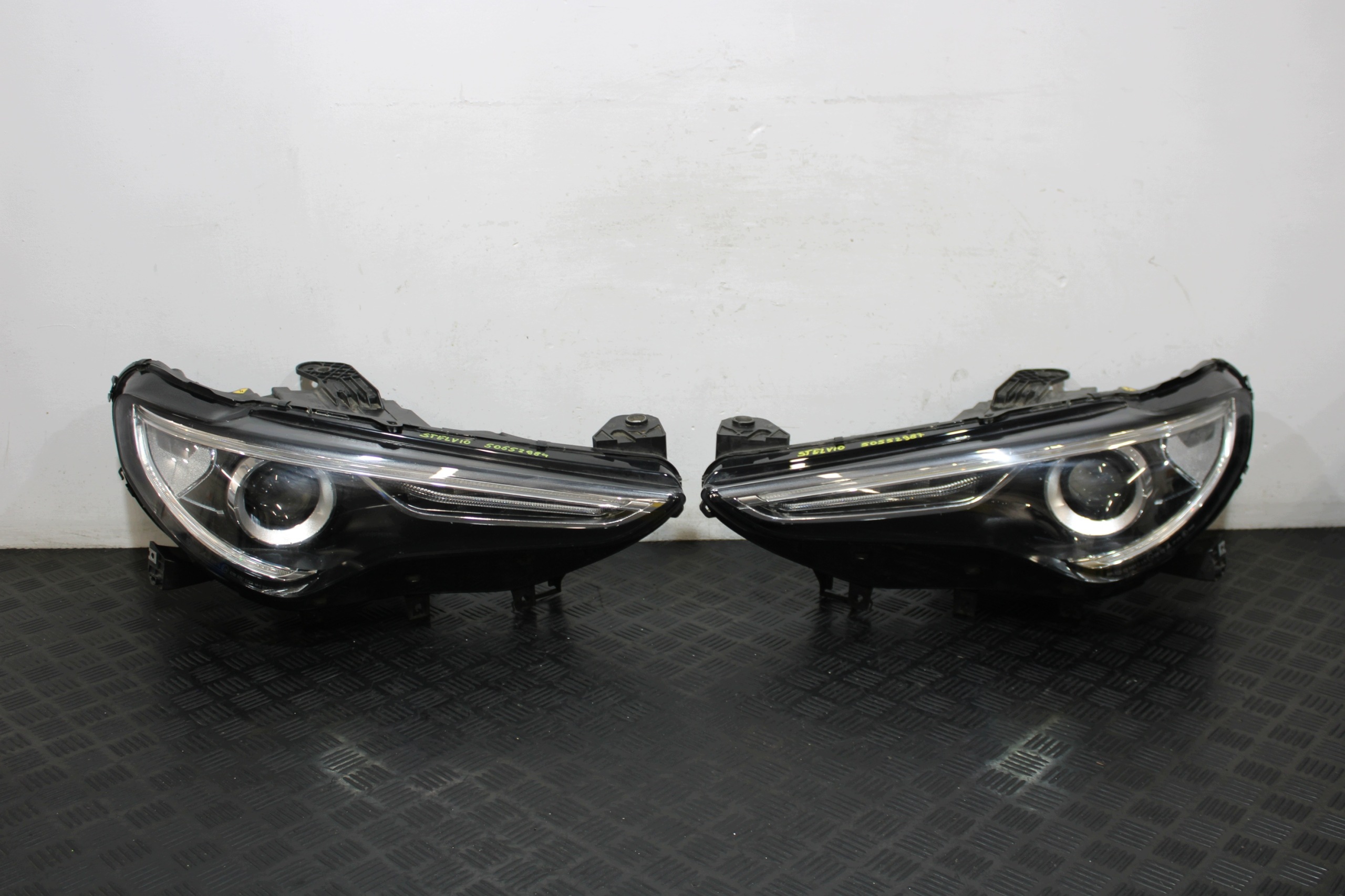 lights front front XENON 50552987 50552984 ALFA ROMEO STELVIO