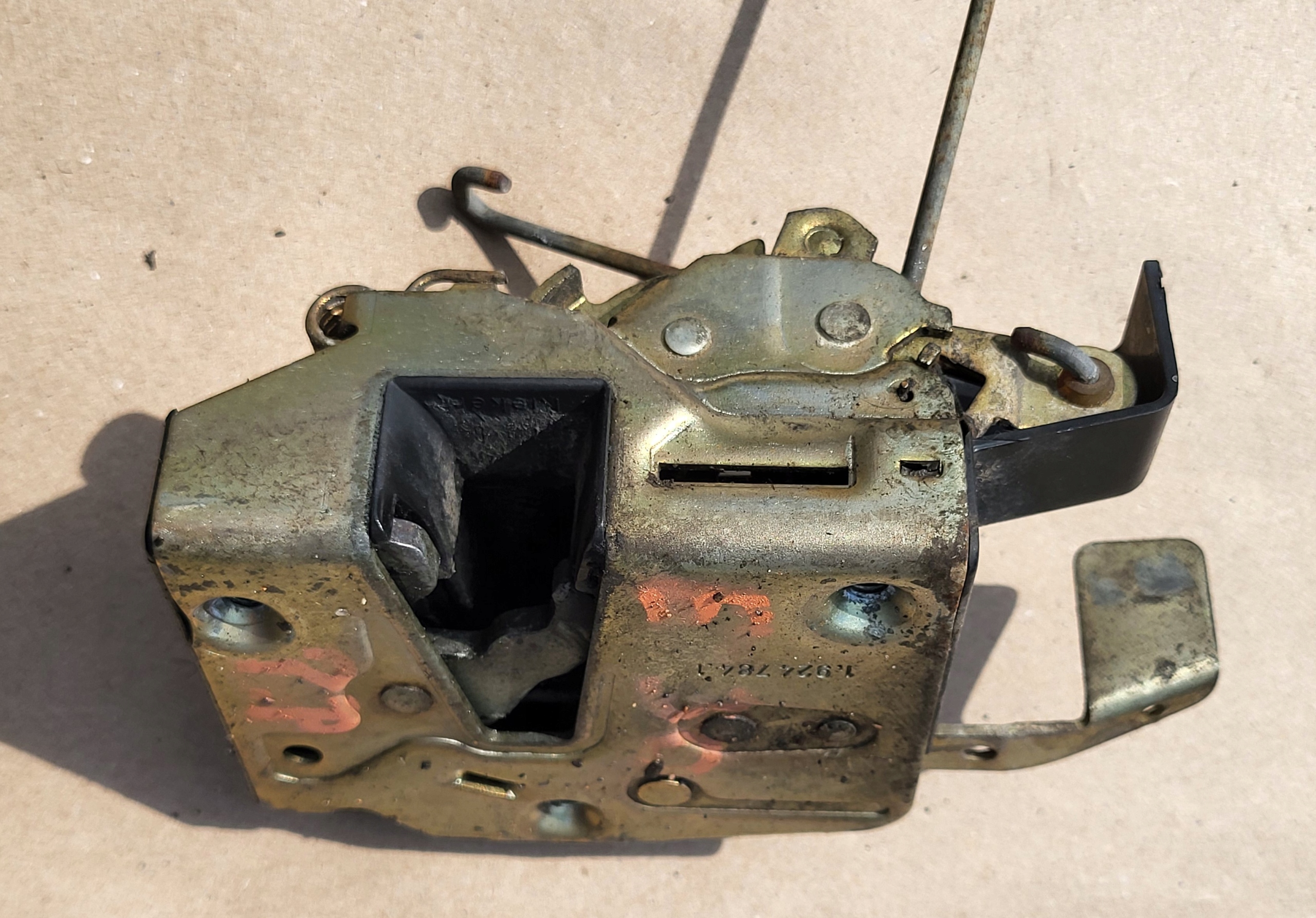 lock Z door PRAWYCH BMW 3 E30 2D original