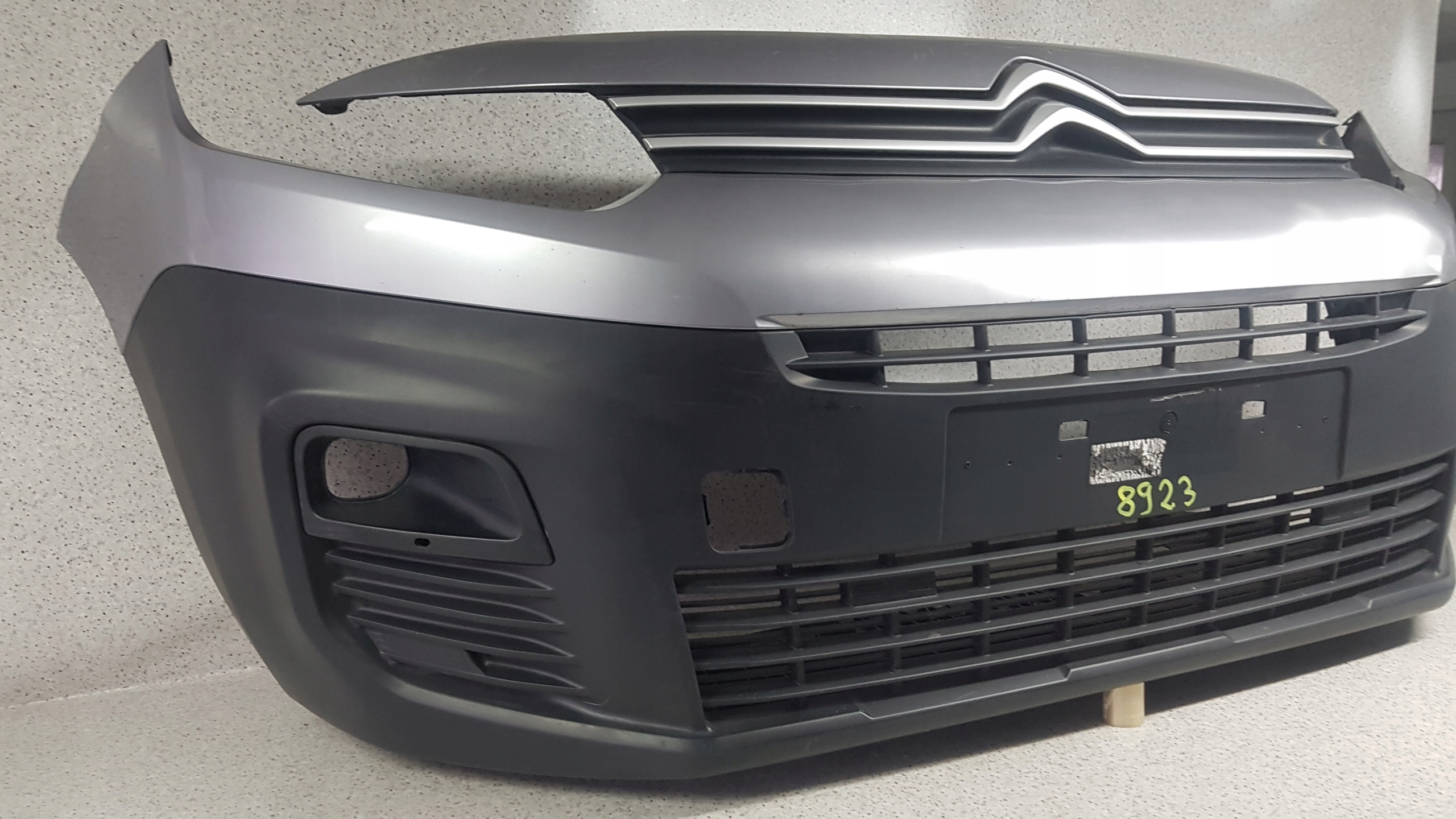 CITROEN BERLINGO IV LIFT 2019 - bumper front 8923