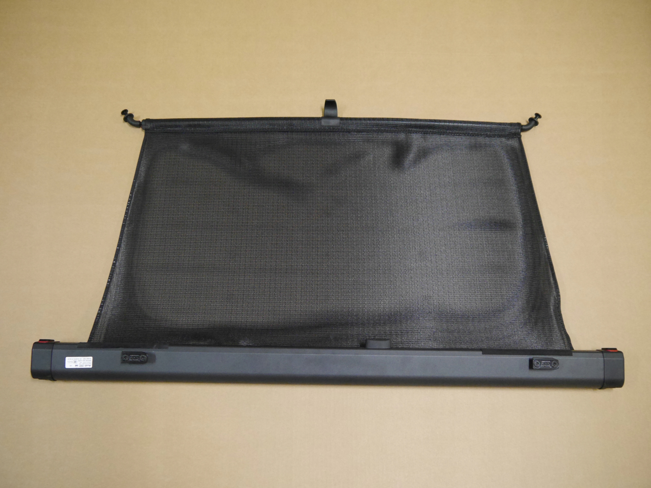 AUDI A4 B9 РОЛЕТА БАГАЖНИКАw981691a