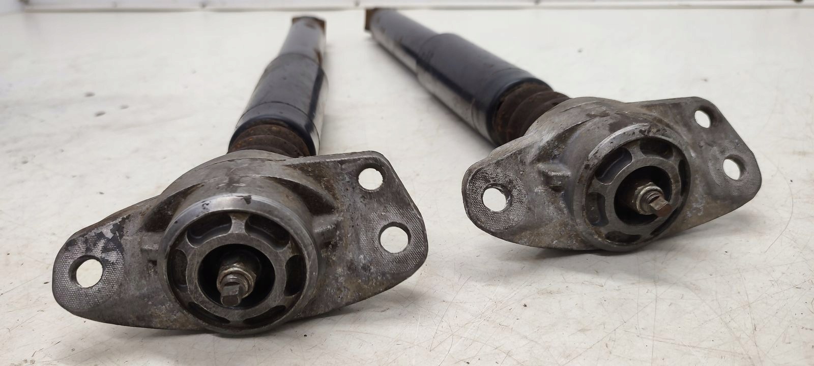 shock absorber rear part rear para Audi A3 8P 1,6 MPI