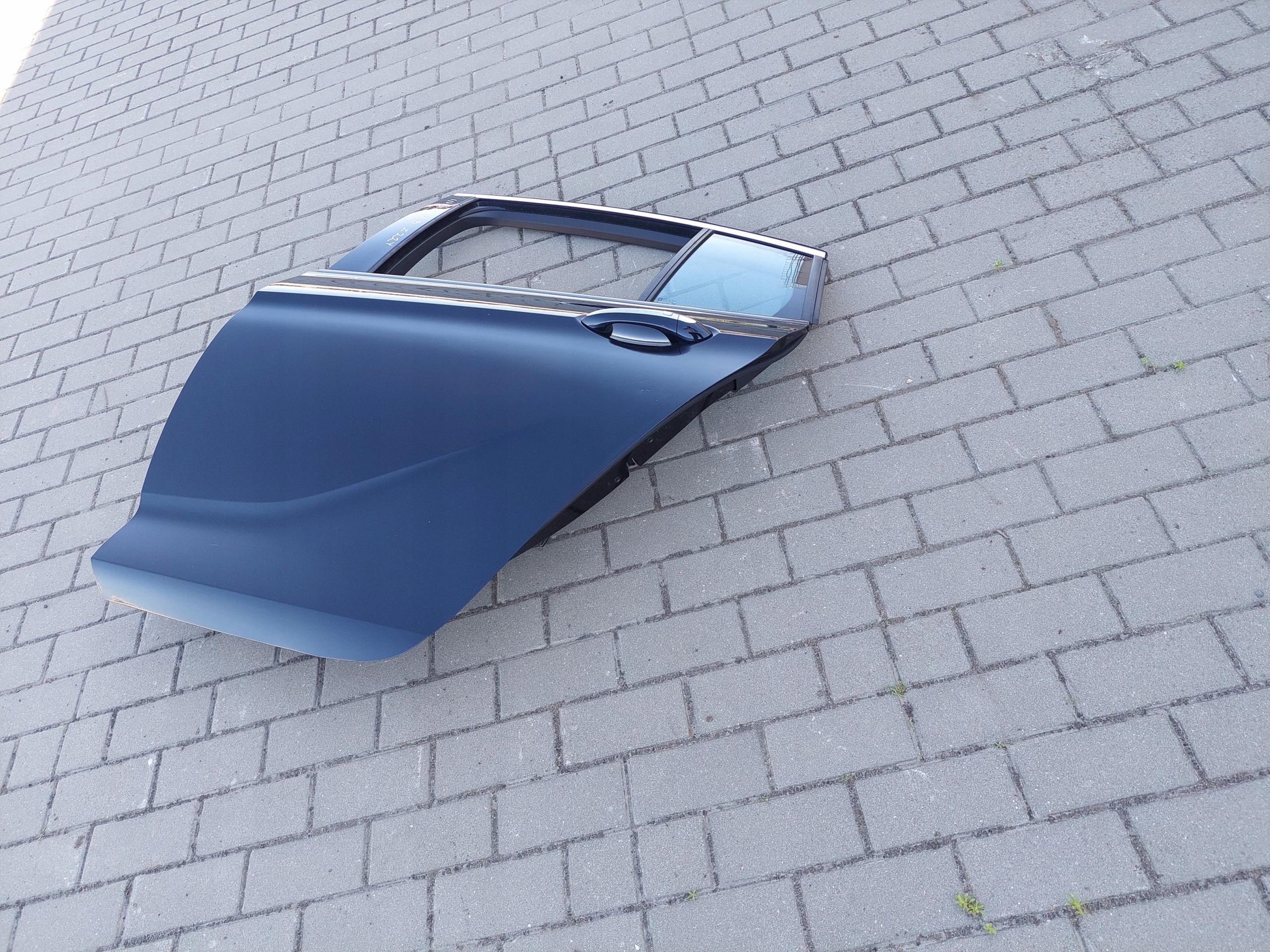 door rear part left rear. left HB OPEL INSIGNIA B Z22Y