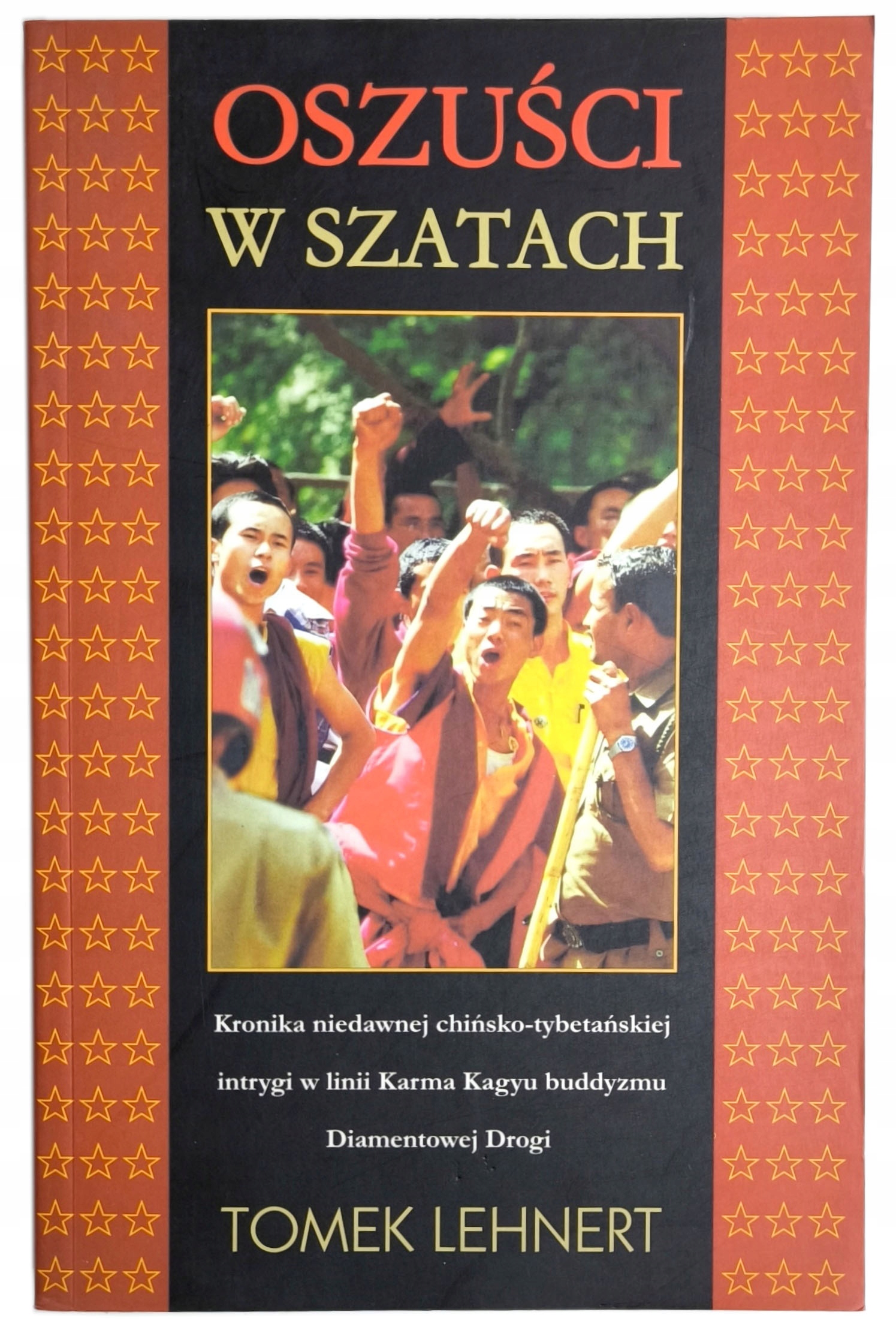 OSZUŚCI W SZATACH, TOMEK LEHNERT, NOWA
